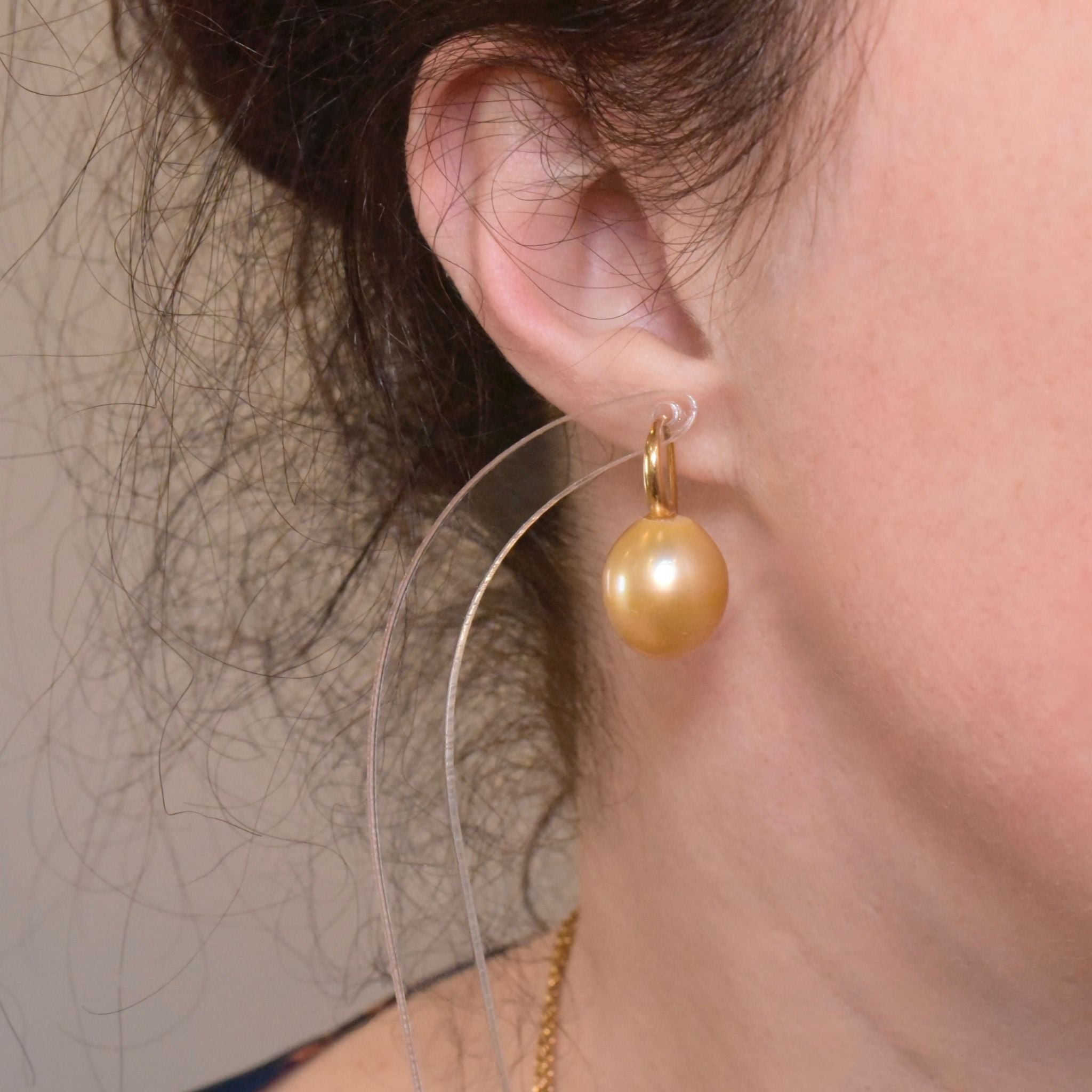 Superb 18ct Yellow Gold Golden South Sea Pearl Earrings