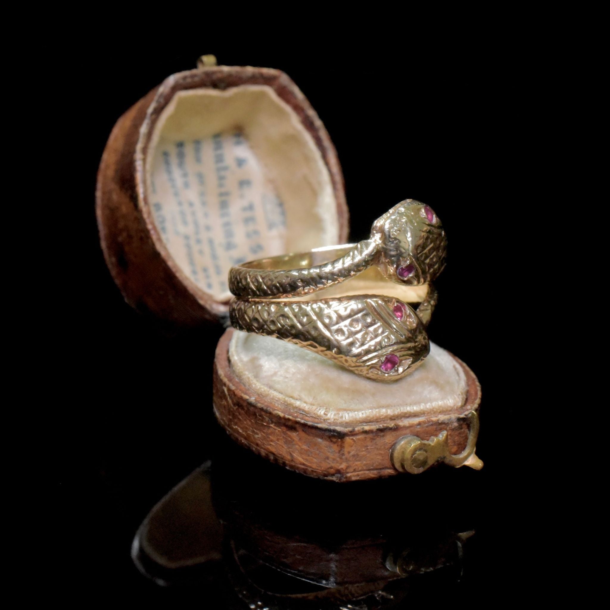 Vintage 9ct Yellow Gold Ruby Serpent Ring - Birmingham 1978