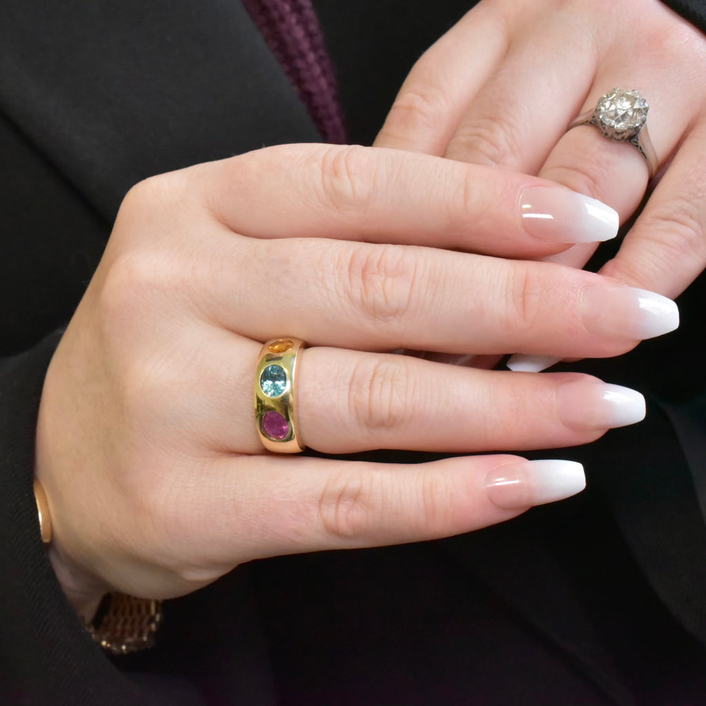 Modern 18ct Yellow Gold Natural Pink Sapphire, Natural Blue Zircon & Natural Yellow Sapphire Ring Independent Gemmological Retail Replacement Valuation Included For $5,350 AUD