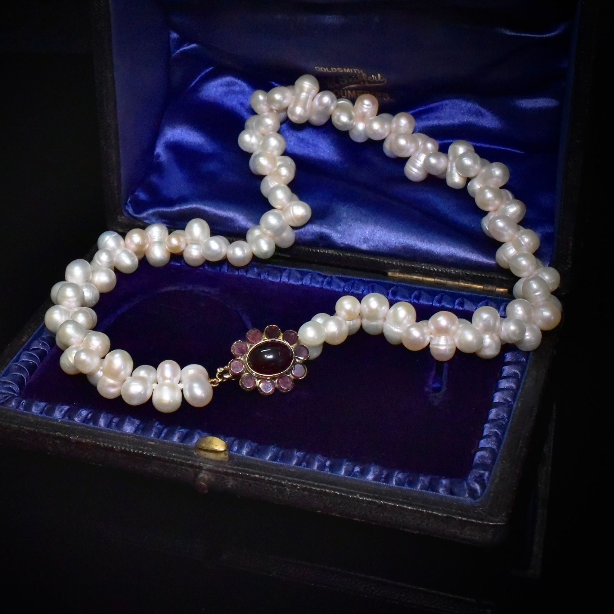 Superb Freshwater Twin Pearl And 9ct Gold Box Clasp With Georgian Garnet Top