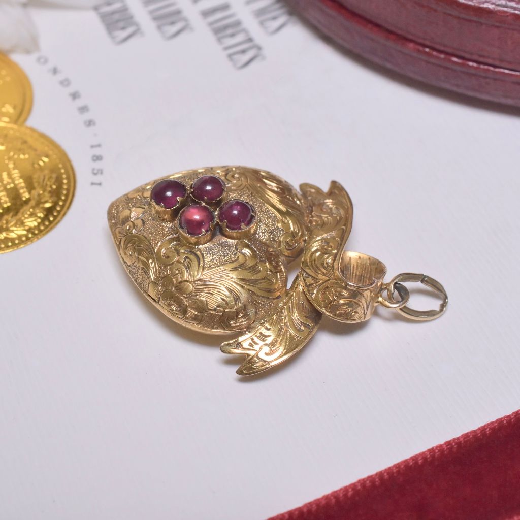 Victorian 15ct Gold Heart Shaped Locket Pendant With Cabochon-Cut Garnets Circa 1860-80