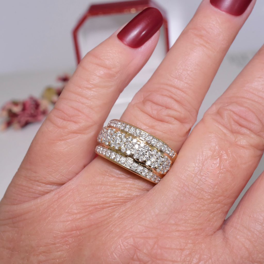 Contemporary 9ct Yellow Gold And Diamond Ring - 1.00ct