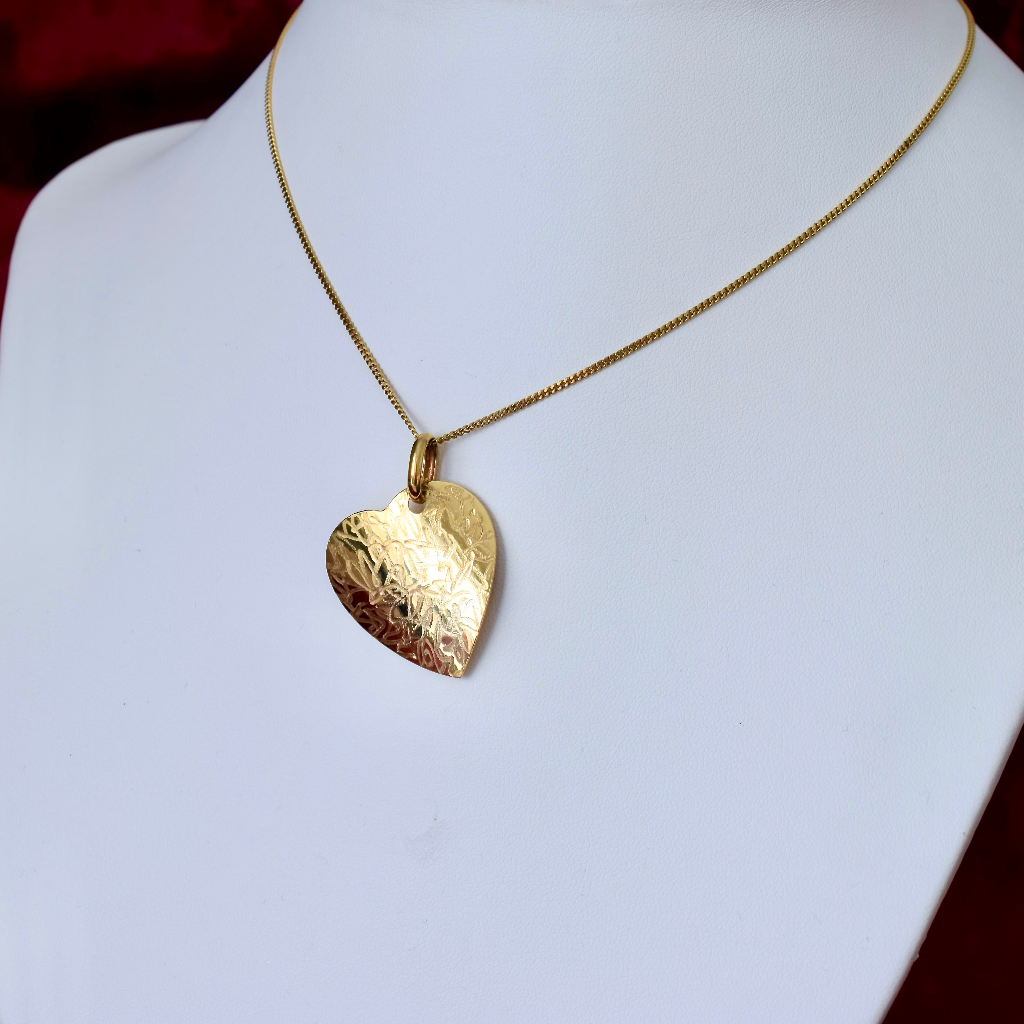 Vintage 18ct Yellow Gold UnoAErre Chain And Associated Heart Pendant
