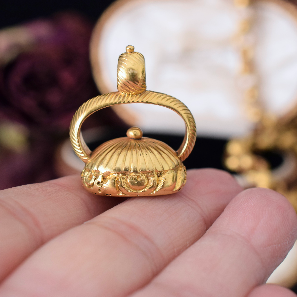 Georgian **Gold Cased** Carnelian Seal Fob Circa 1830