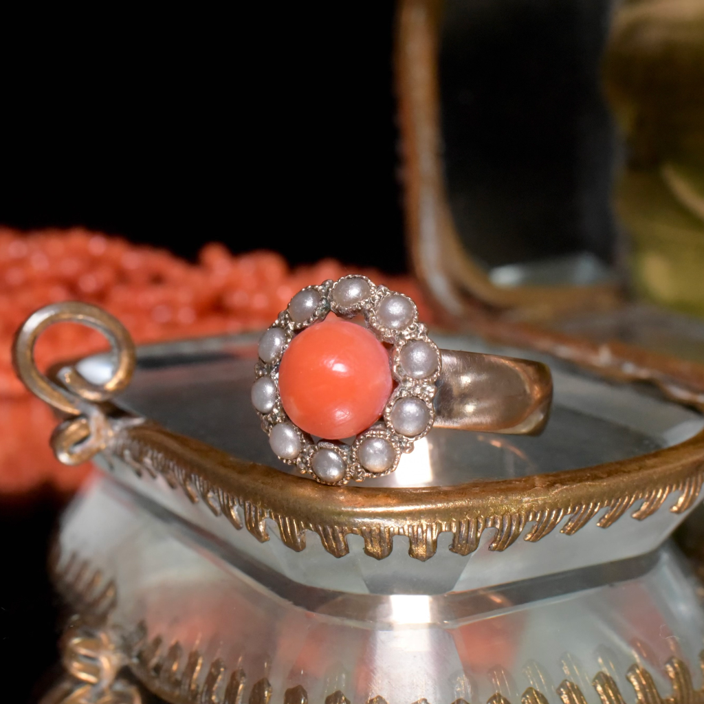 Antique/Vintage 9ct Yellow Gold Coral And Faux Seed Pearl Ring