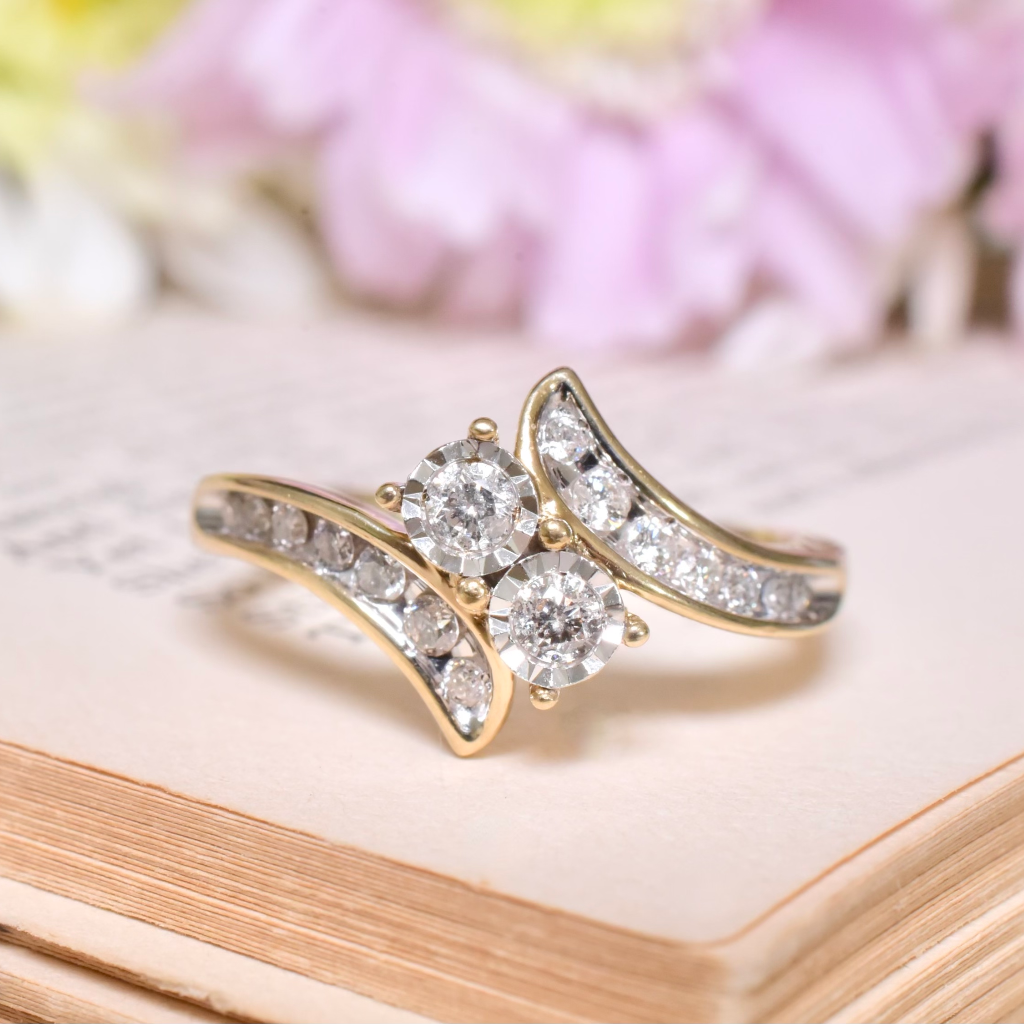 Modern 9ct Yellow Gold Diamond Cross-Over Ring