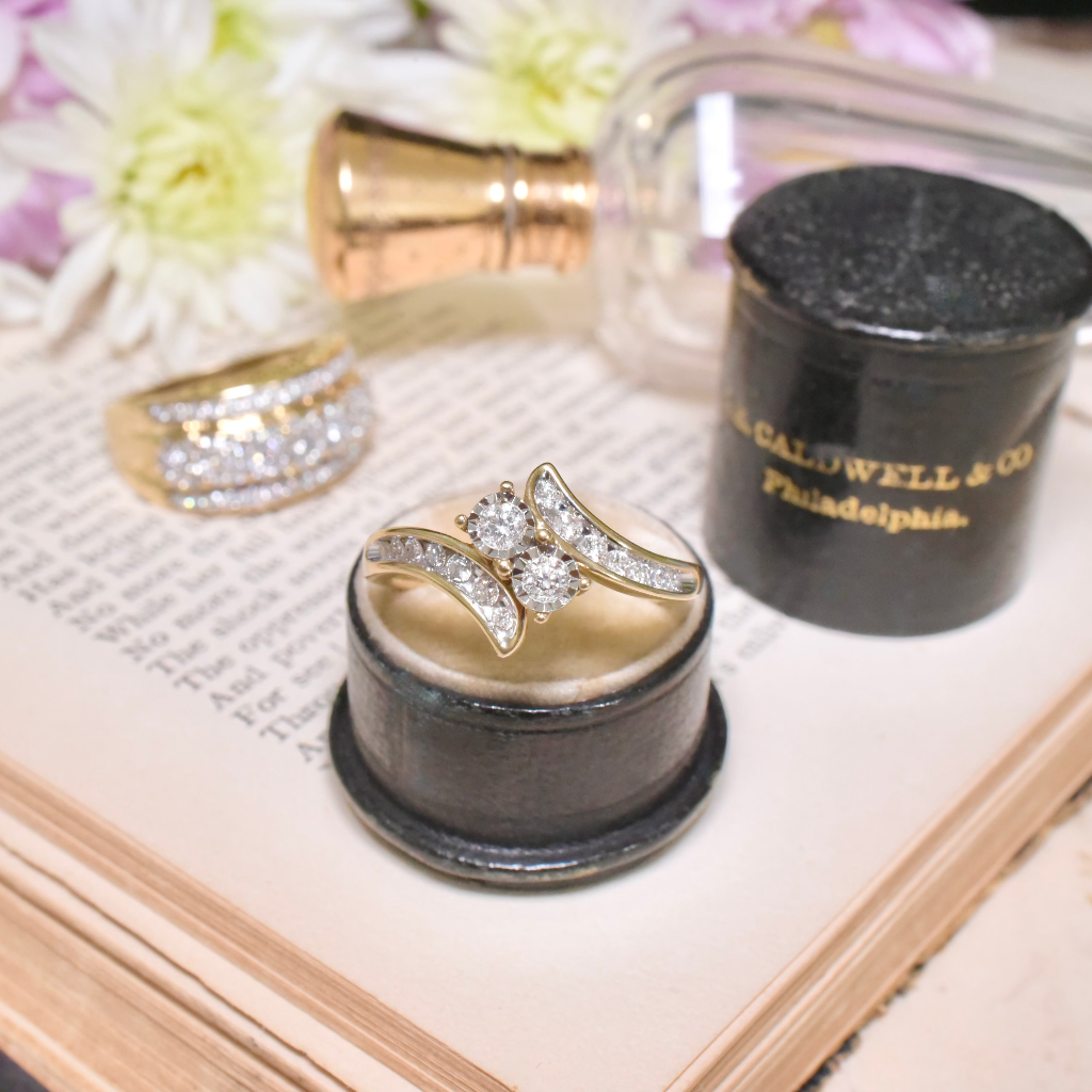 Modern 9ct Yellow Gold Diamond Cross-Over Ring