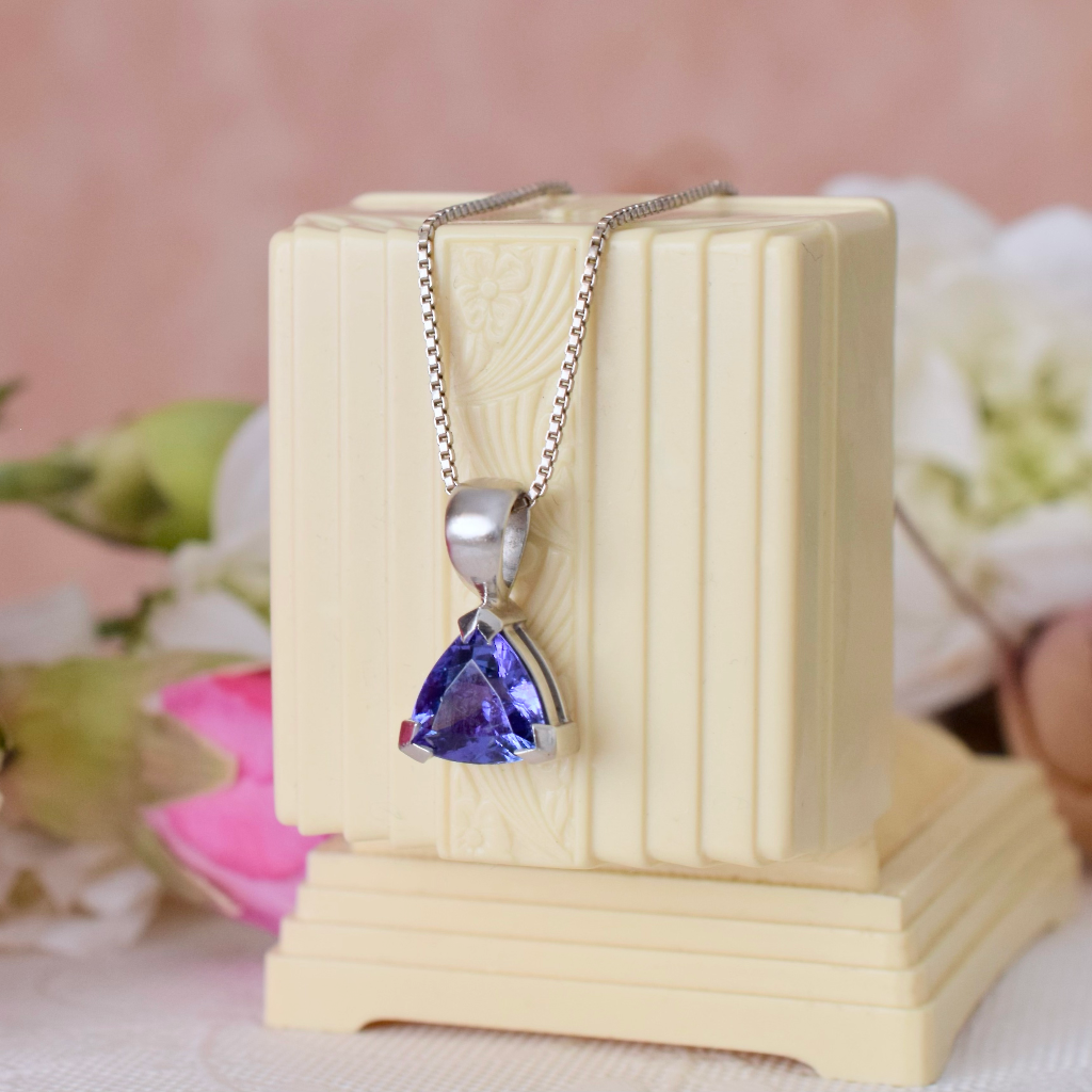 Modern 9ct White Gold And Trilliant-Cut Tanzanite Pendant