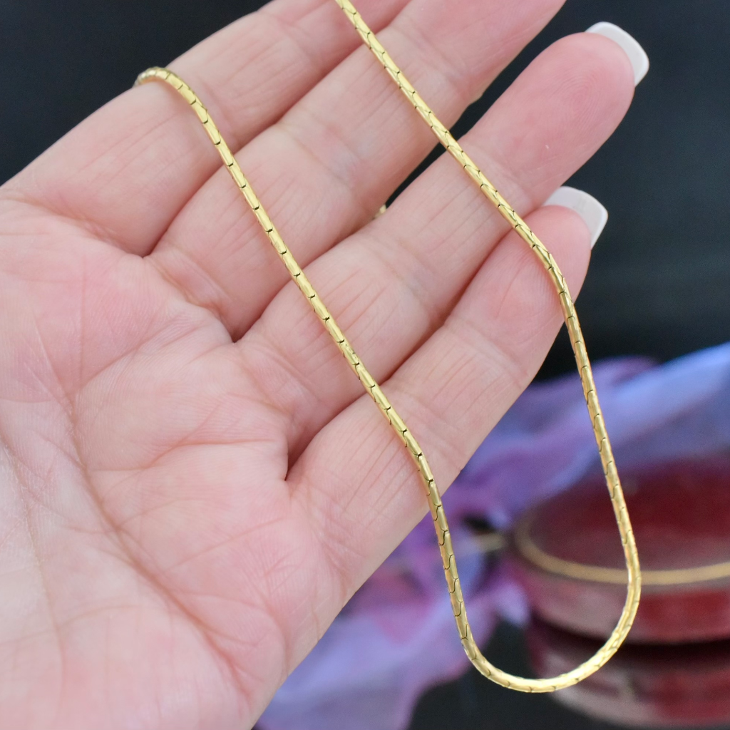 Modern 18ct Yellow Gold Snake Chain
