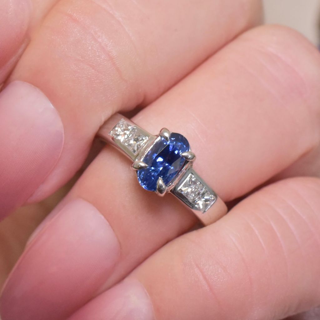 Contemporary 18ct White Gold Sapphire And Diamond Ring Retail Replacement Valuation Included In Purchase For $5,750 AUD Dec 2023