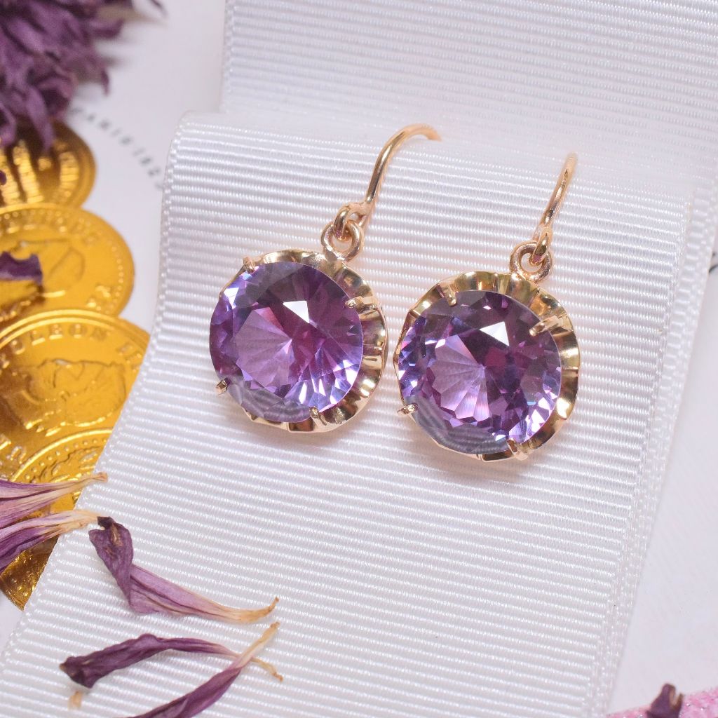 Superb Vintage 14ct Yellow Gold Colour-Change Sapphire (Lab Created) Earrings