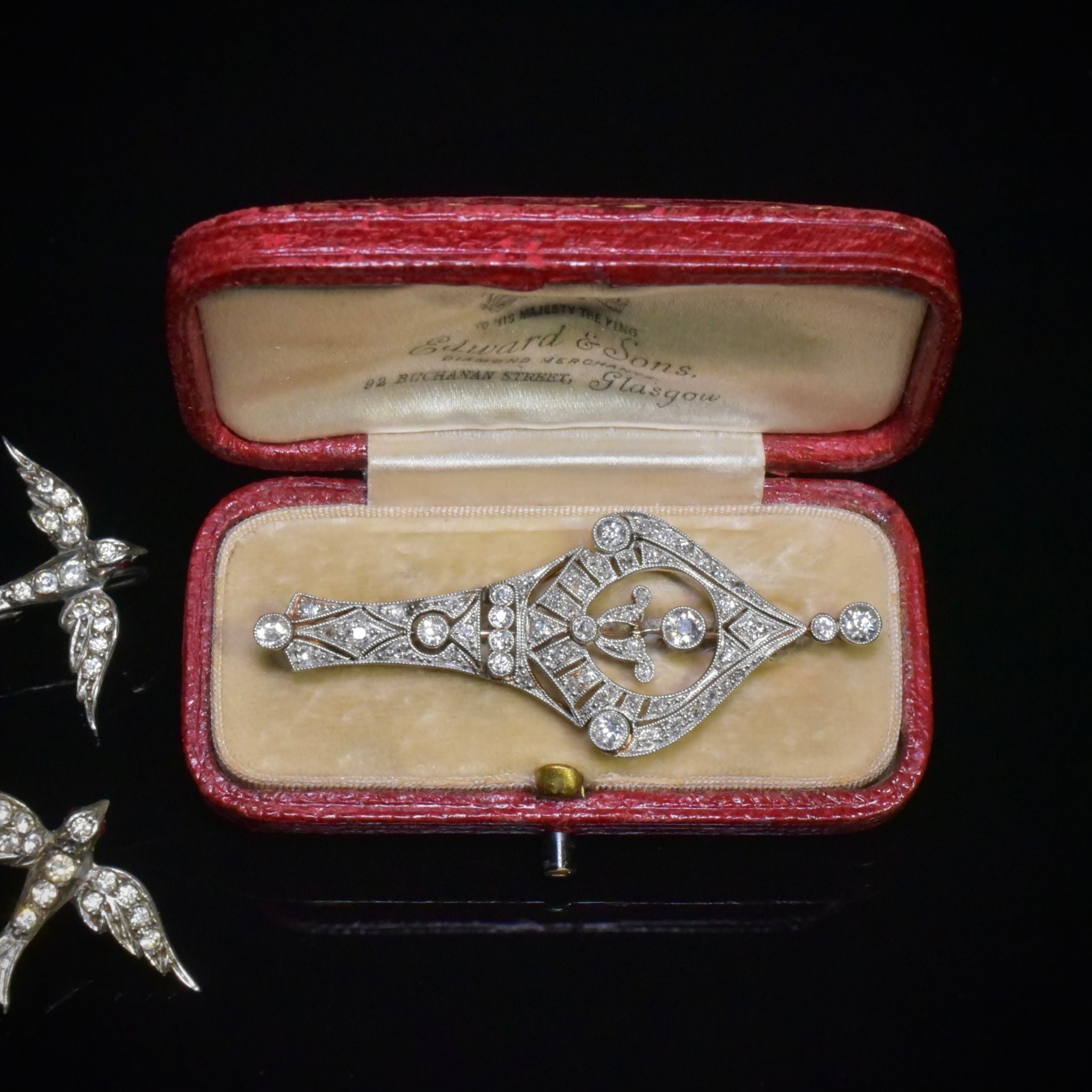 Superb Art Deco 18ct Gold, Platinum And Diamond Brooch Circa 1920’s