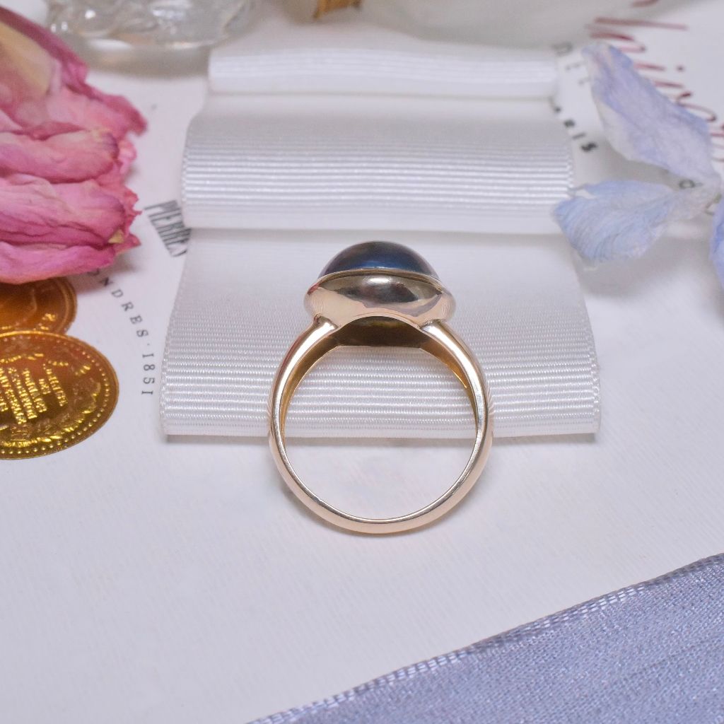 Modern 9ct Yellow Gold And Mabe Pearl Ring