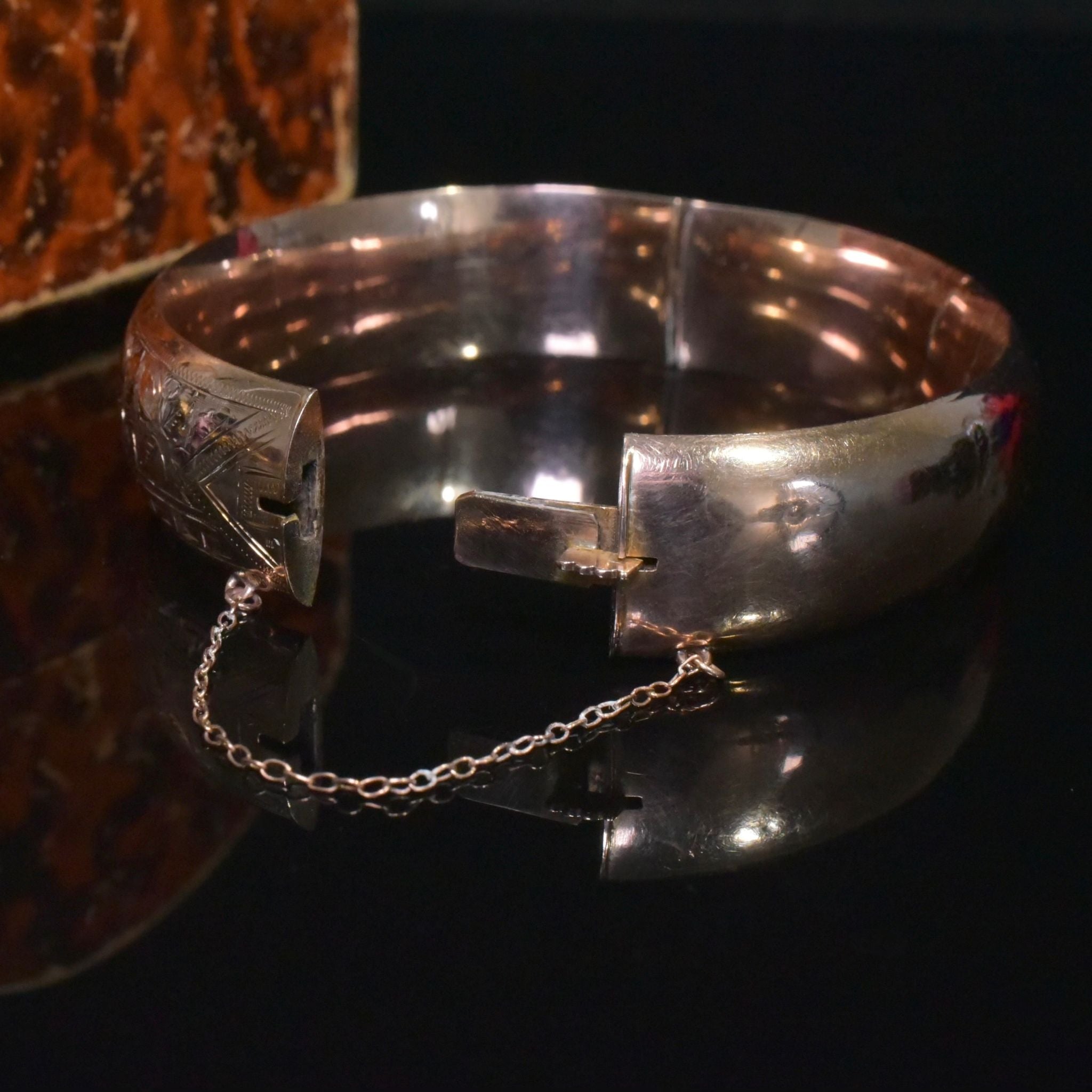Antique 9ct Rose Gold Wide Oval Hinged Bangle Circa 1910-15