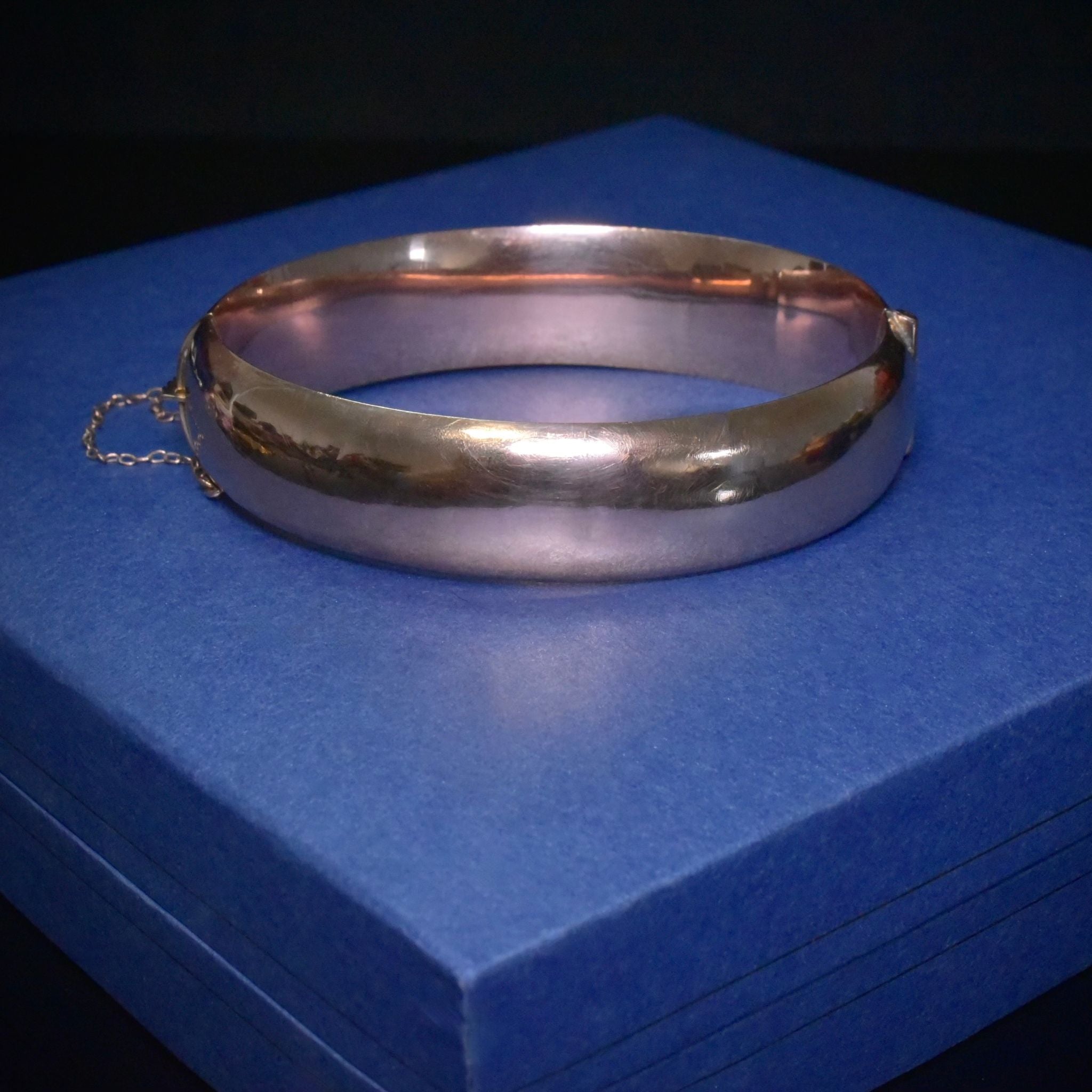 Antique 9ct Rose Gold Wide Oval Hinged Bangle Circa 1910-15