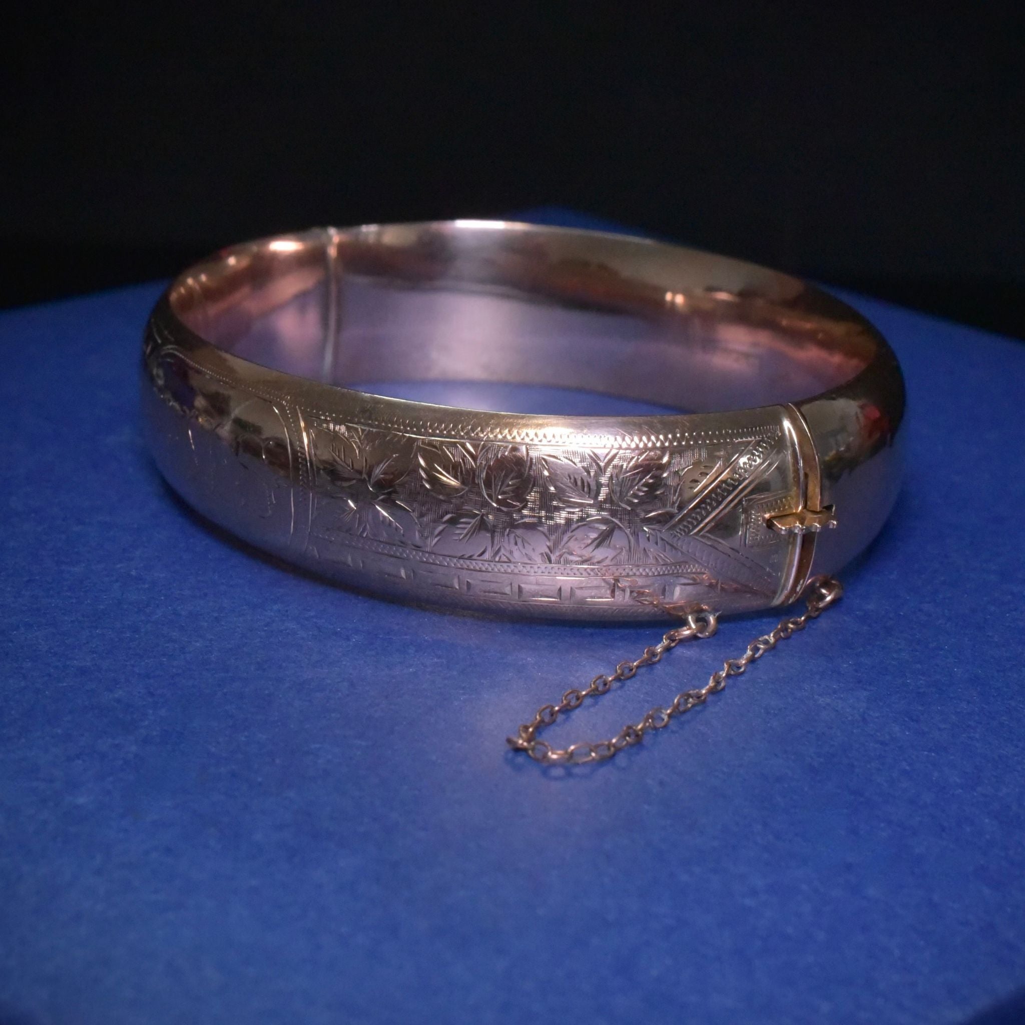 Antique 9ct Rose Gold Wide Oval Hinged Bangle Circa 1910-15