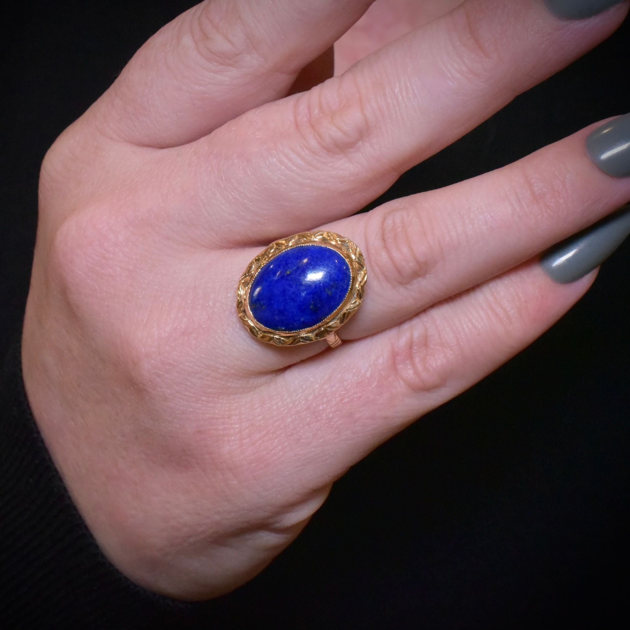 Vintage 18ct Yellow Gold Lapis Lazuli Ring