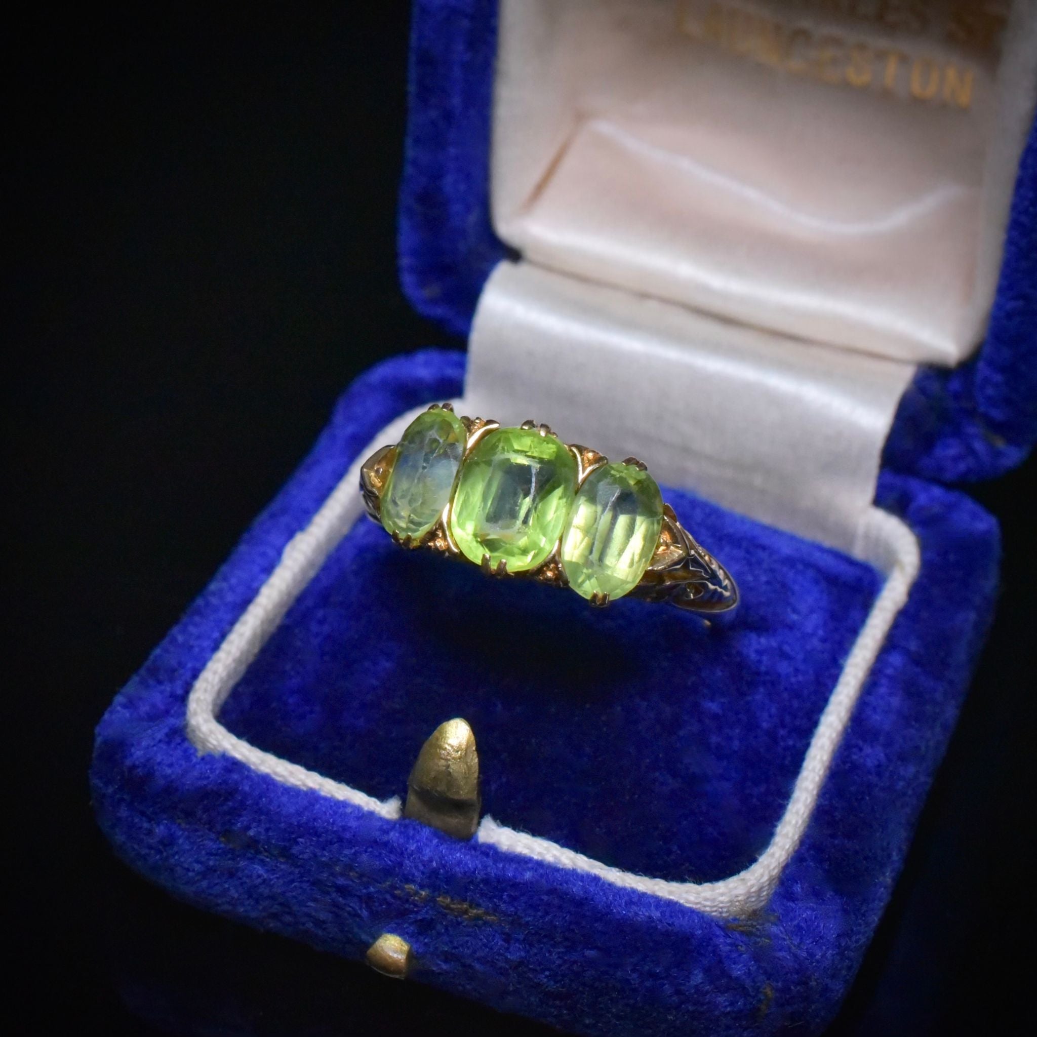Antique Edwardian 18ct Yellow Gold Peridot Ring - Henry Williamson Ltd - Birmingham 1906