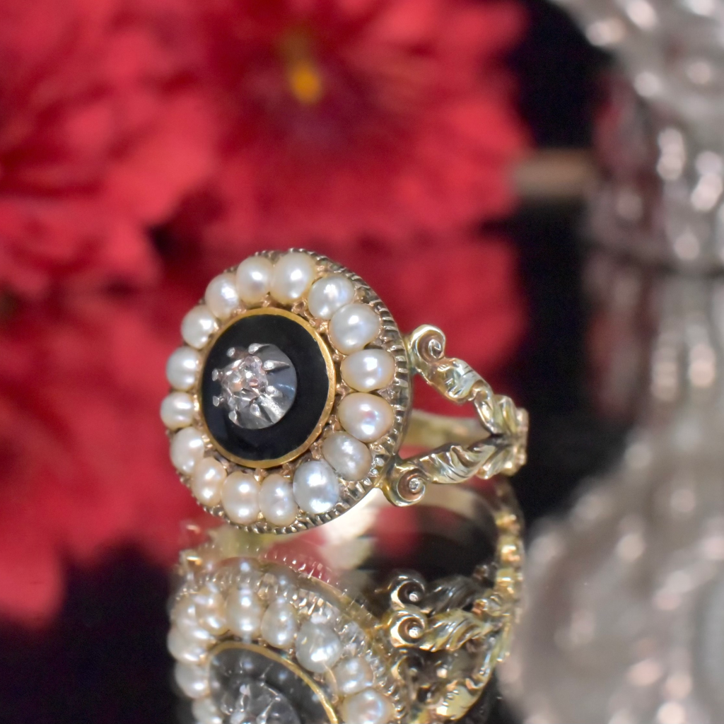 Antique Georgian/Very Early Victorian 15ct Yellow Gold Diamond And Pearl Ring Circa 1820's