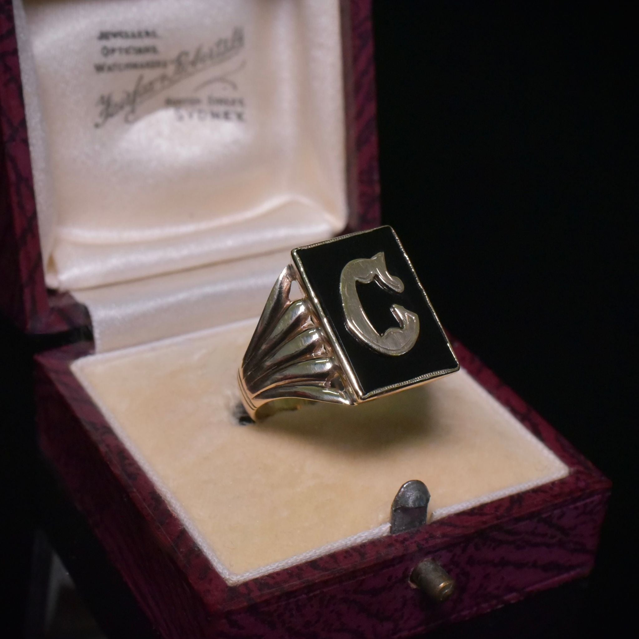 Vintage 9ct Yellow Gold Onyx Initial ‘C’ Ring Circa 1950’s