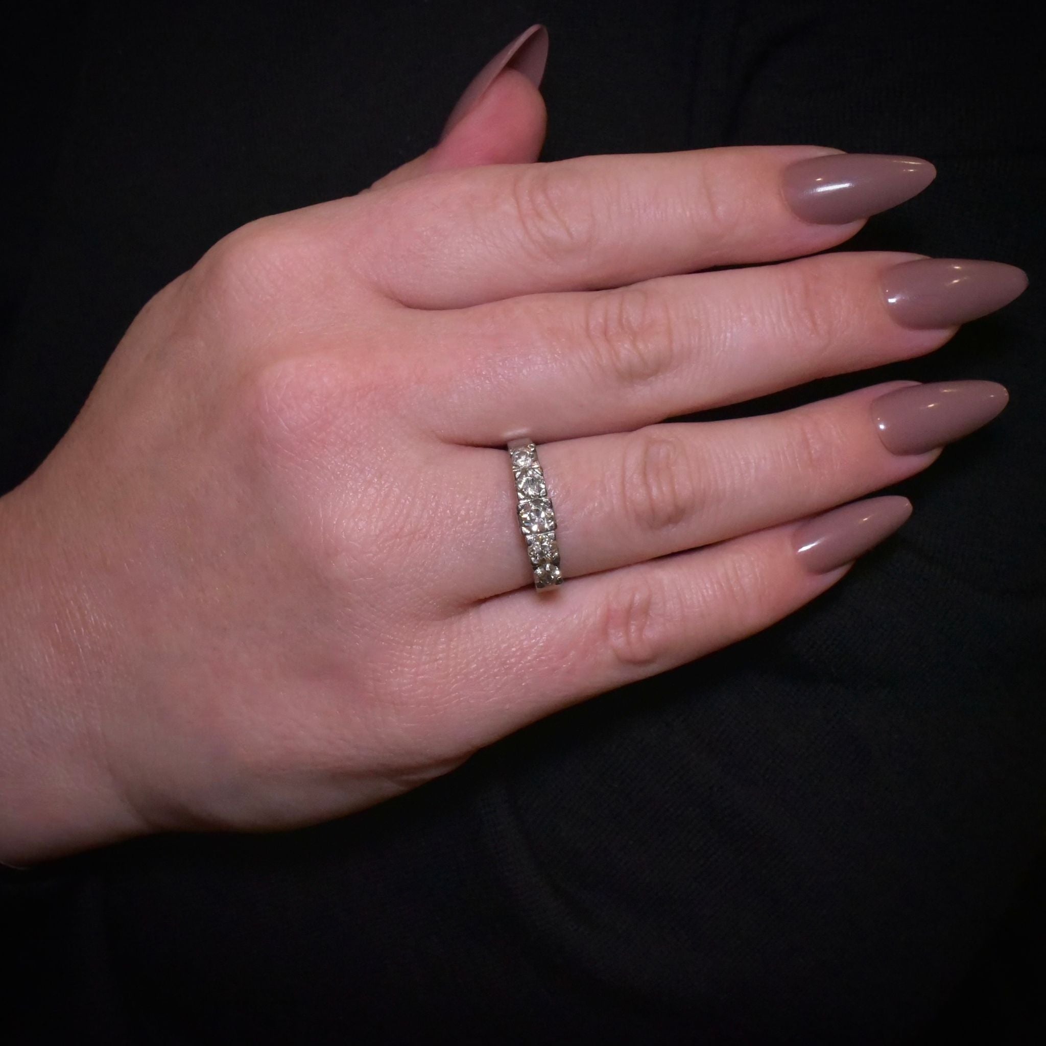 Stunning Vintage 18ct White Gold Diamond Ring - 1.04ct