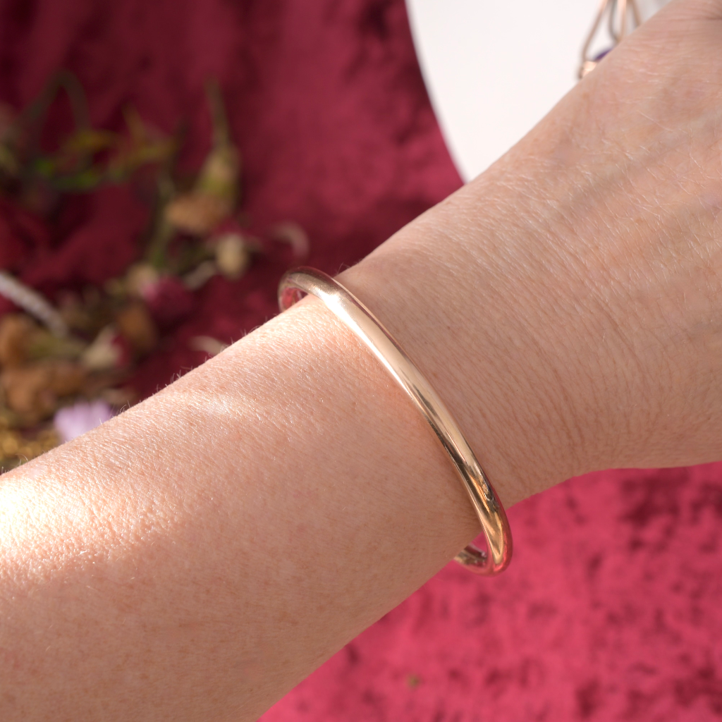 Modern 9ct Rose Gold Golf Bangle - 10 Grams