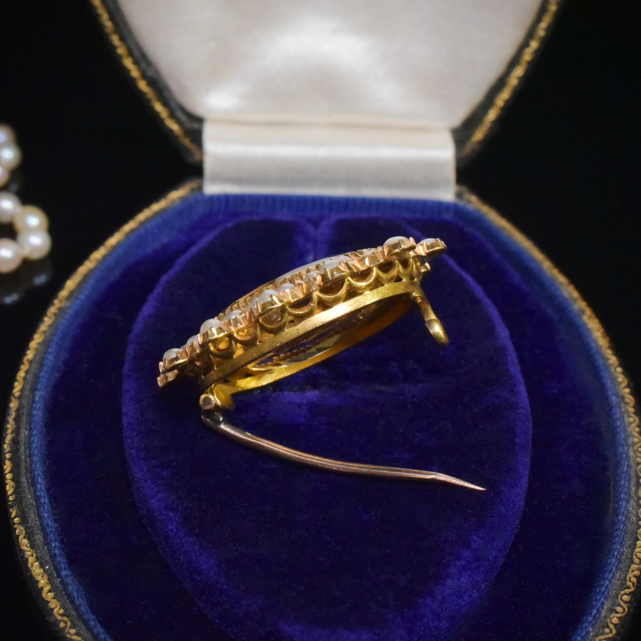 Antique Victorian 15ct Gold Citrine And Half Pearl Brooch Circa 1900