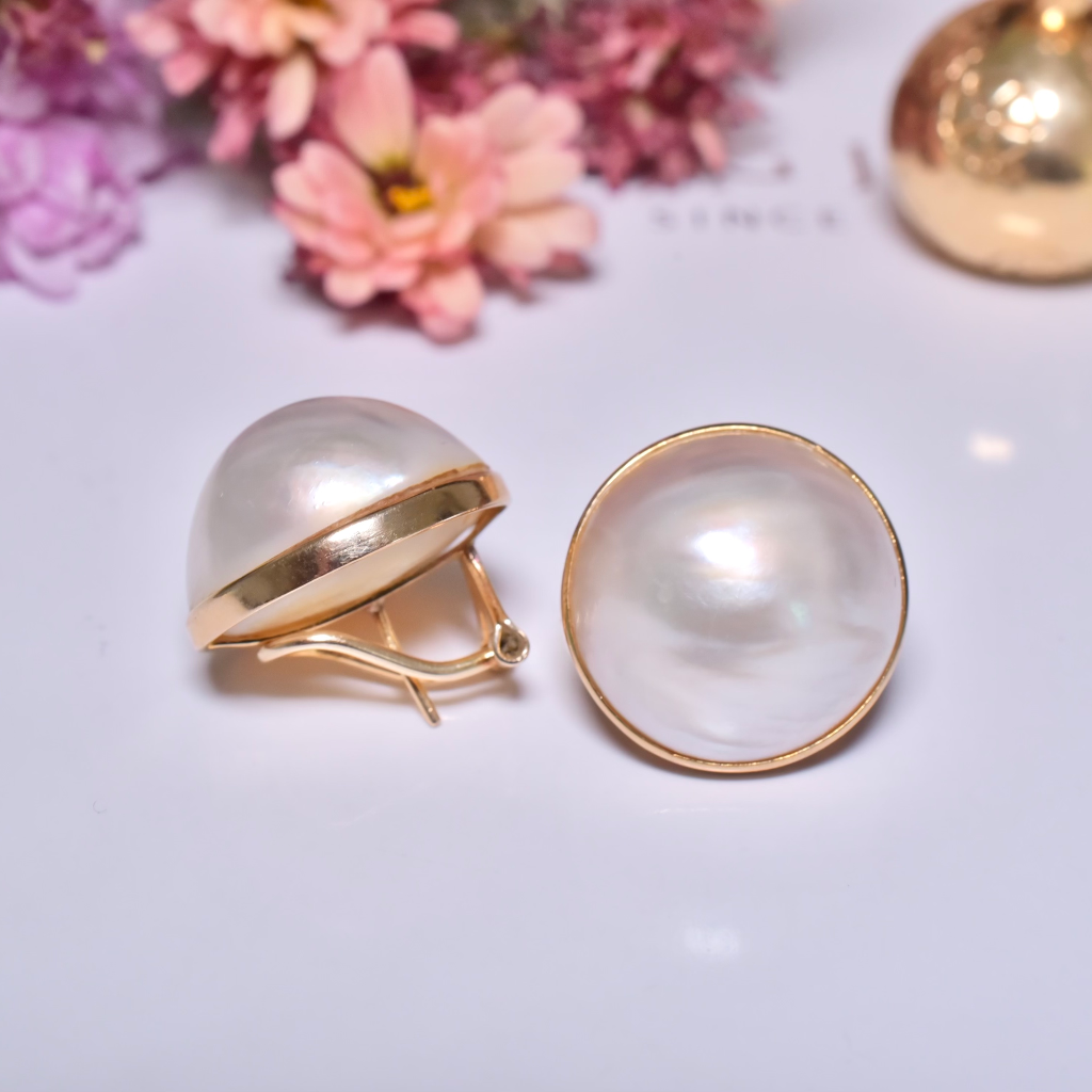 Modern 14ct Yellow Gold South Sea Mabe Pearl Earrings - 16 Grams
