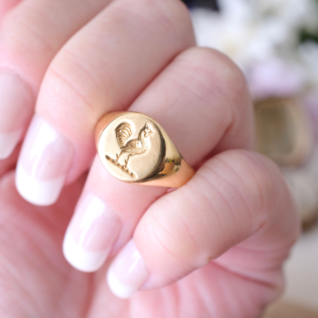 Antique Edwardian 18ct Yellow Gold Intaglio Signet Ring 1913
