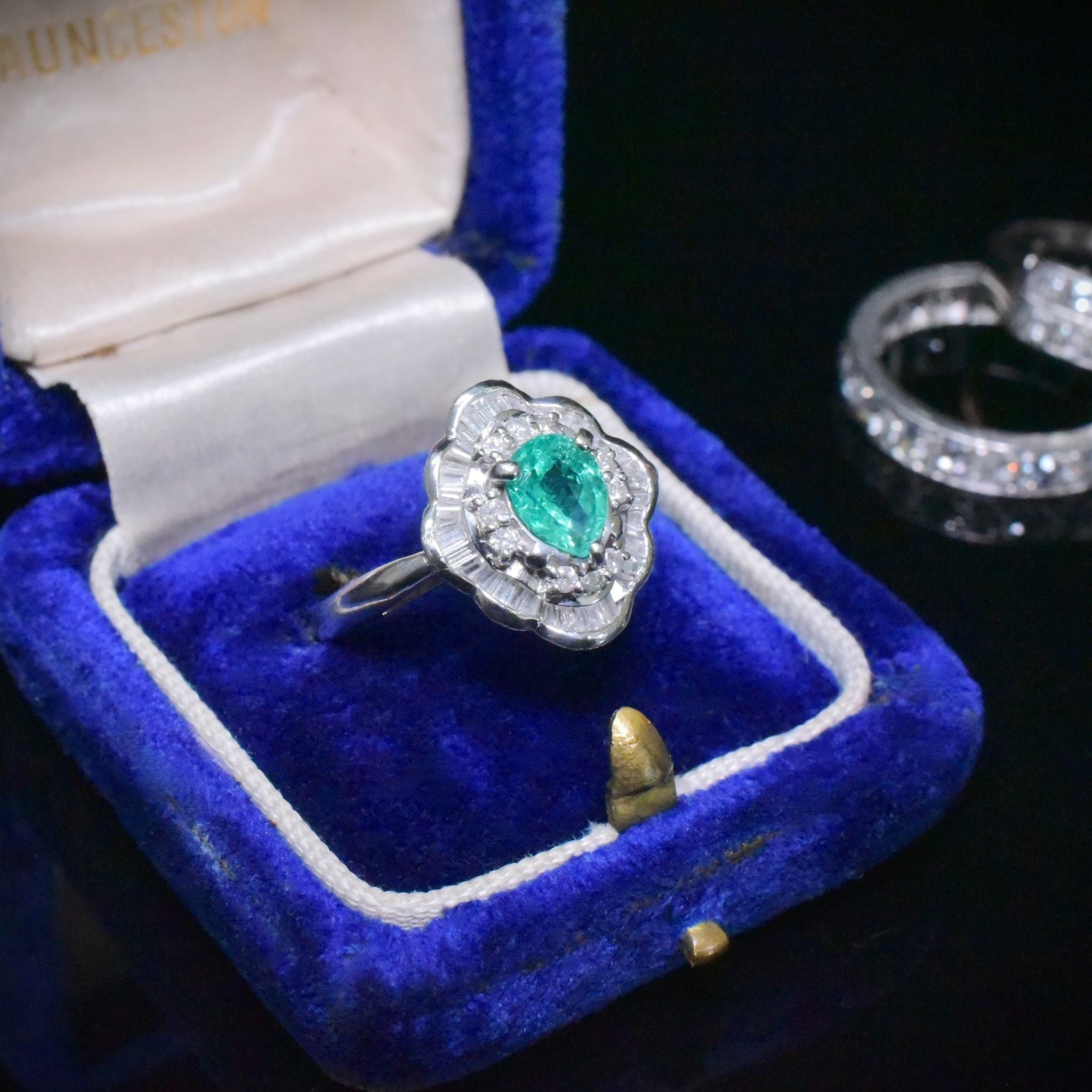 Contemporary Solid Platinum Emerald And Diamond ‘Ballerina’ Ring