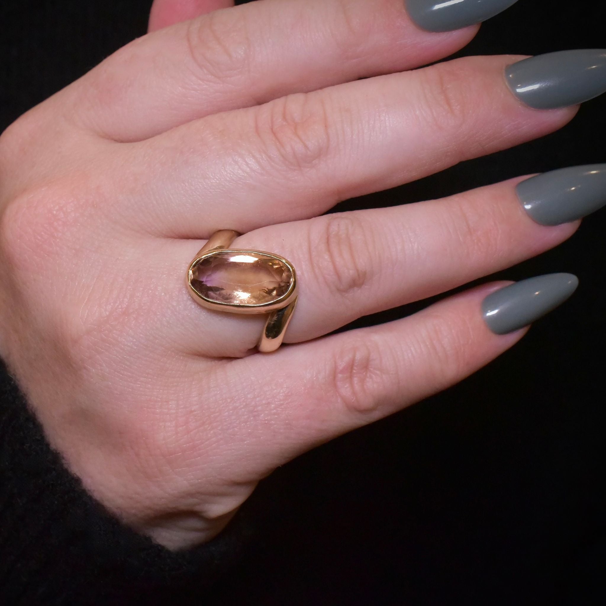 Fabulous 9ct Yellow Gold And Ametrine Ring - Sheffield 1998