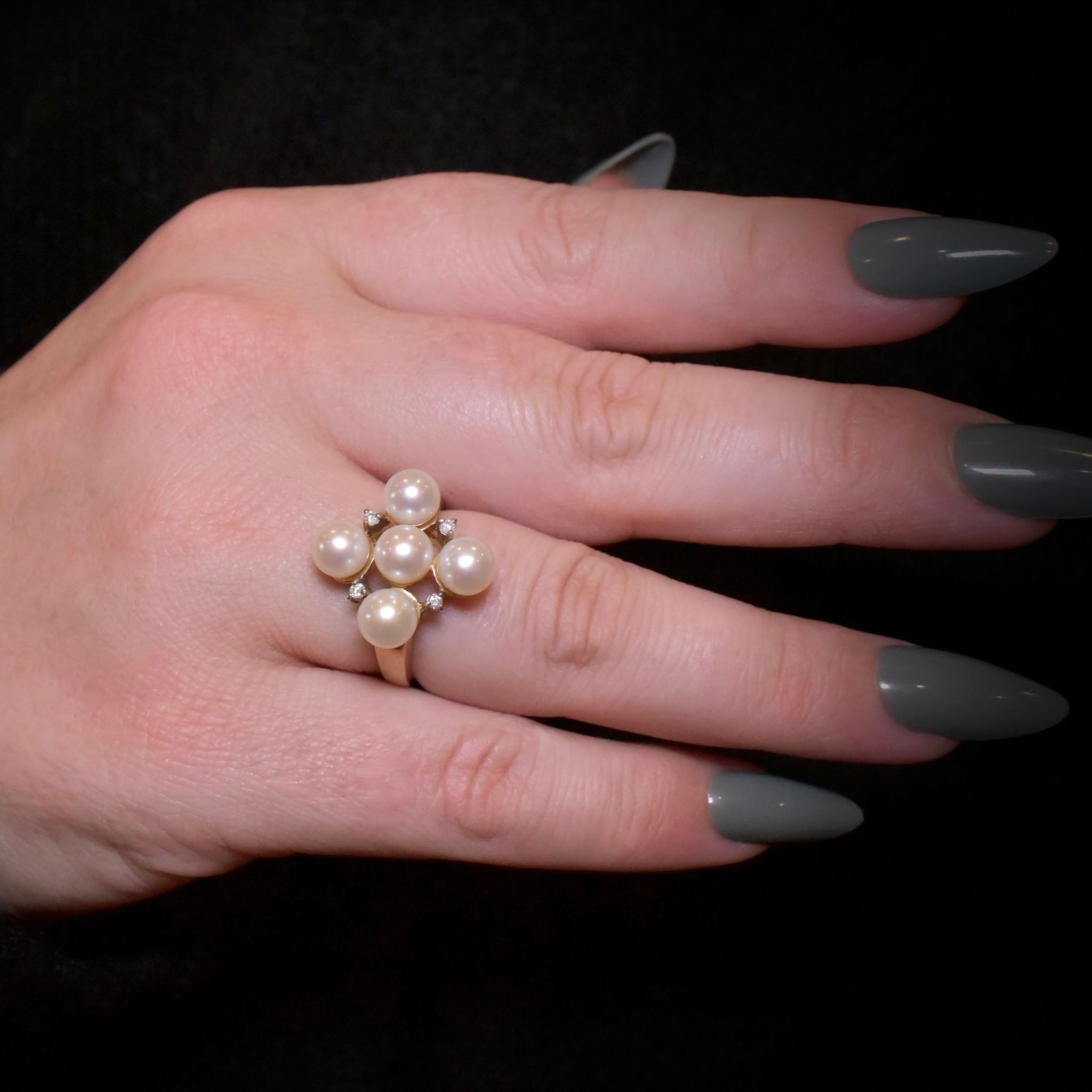 Stunning 9ct Yellow Gold Cultured Pearl And Diamond Ring - Birmingham 2006