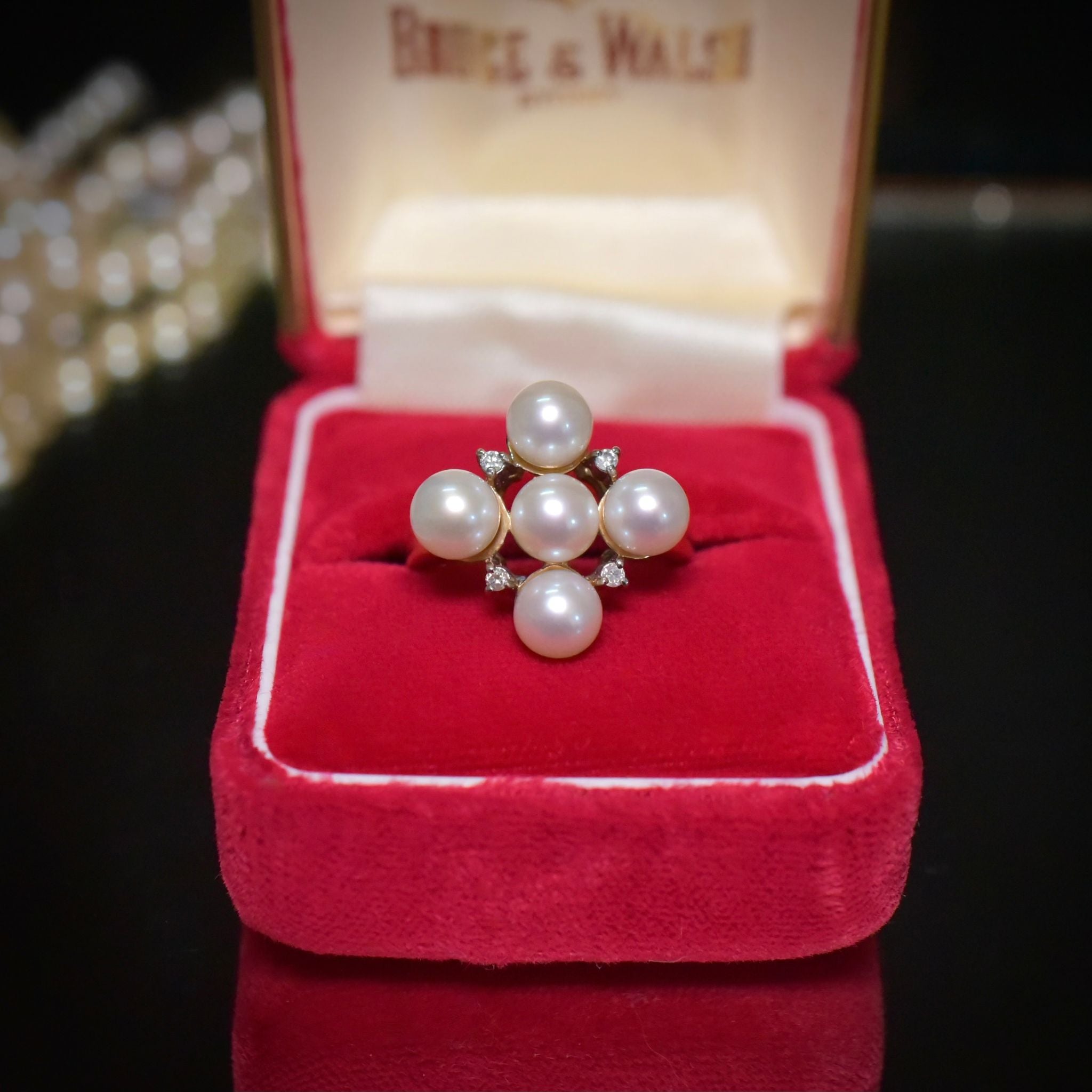 Stunning 9ct Yellow Gold Cultured Pearl And Diamond Ring - Birmingham 2006