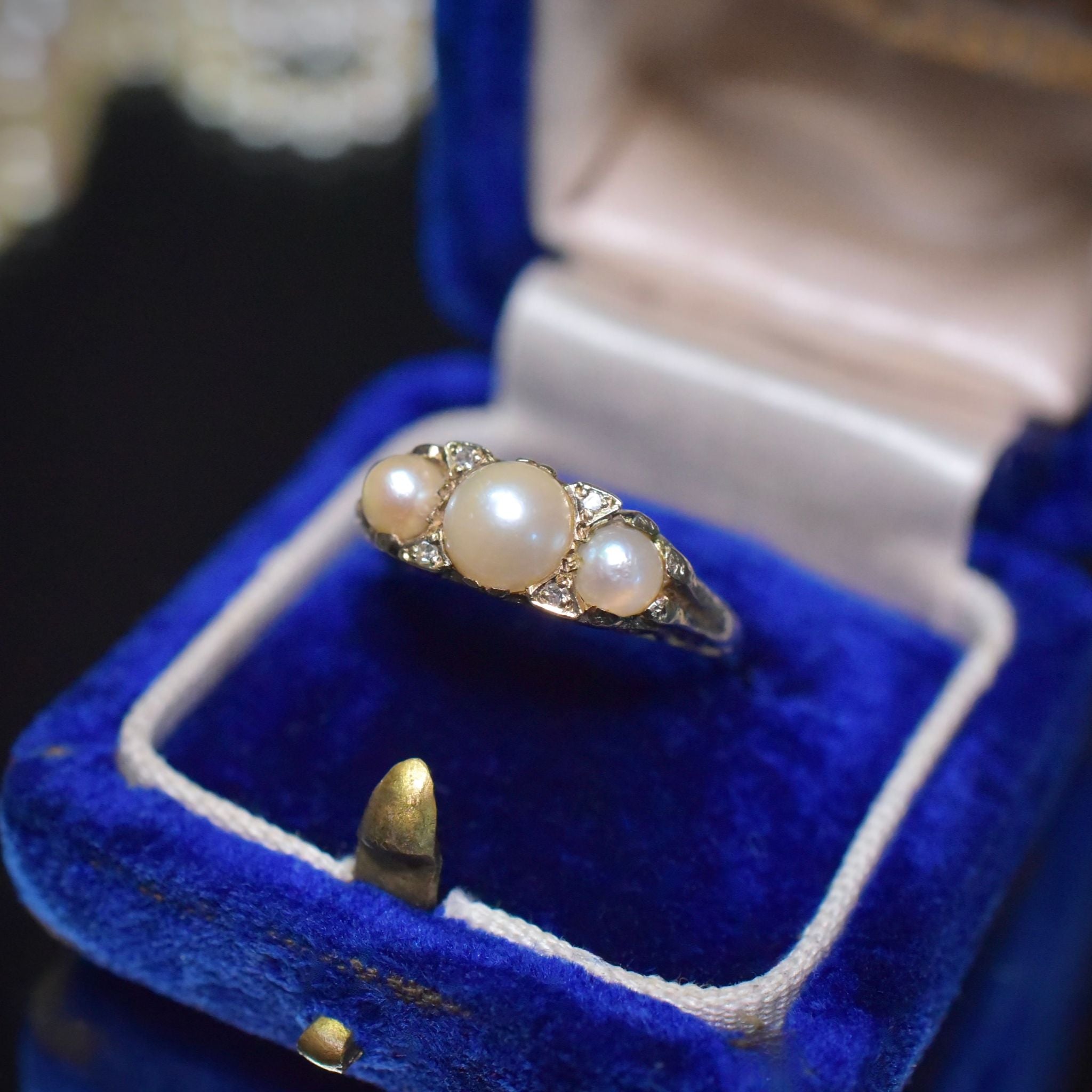 Stunning Vintage 9ct Yellow Gold Half Pearl And Diamond Ring