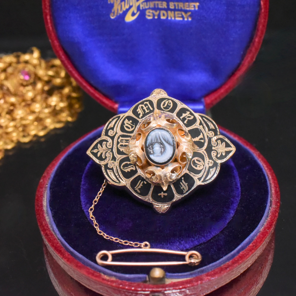 Antique Victorian 9ct Rose Gold Mourning “In Memory Of’ Enamel Onyx Locket Circa 1870-80