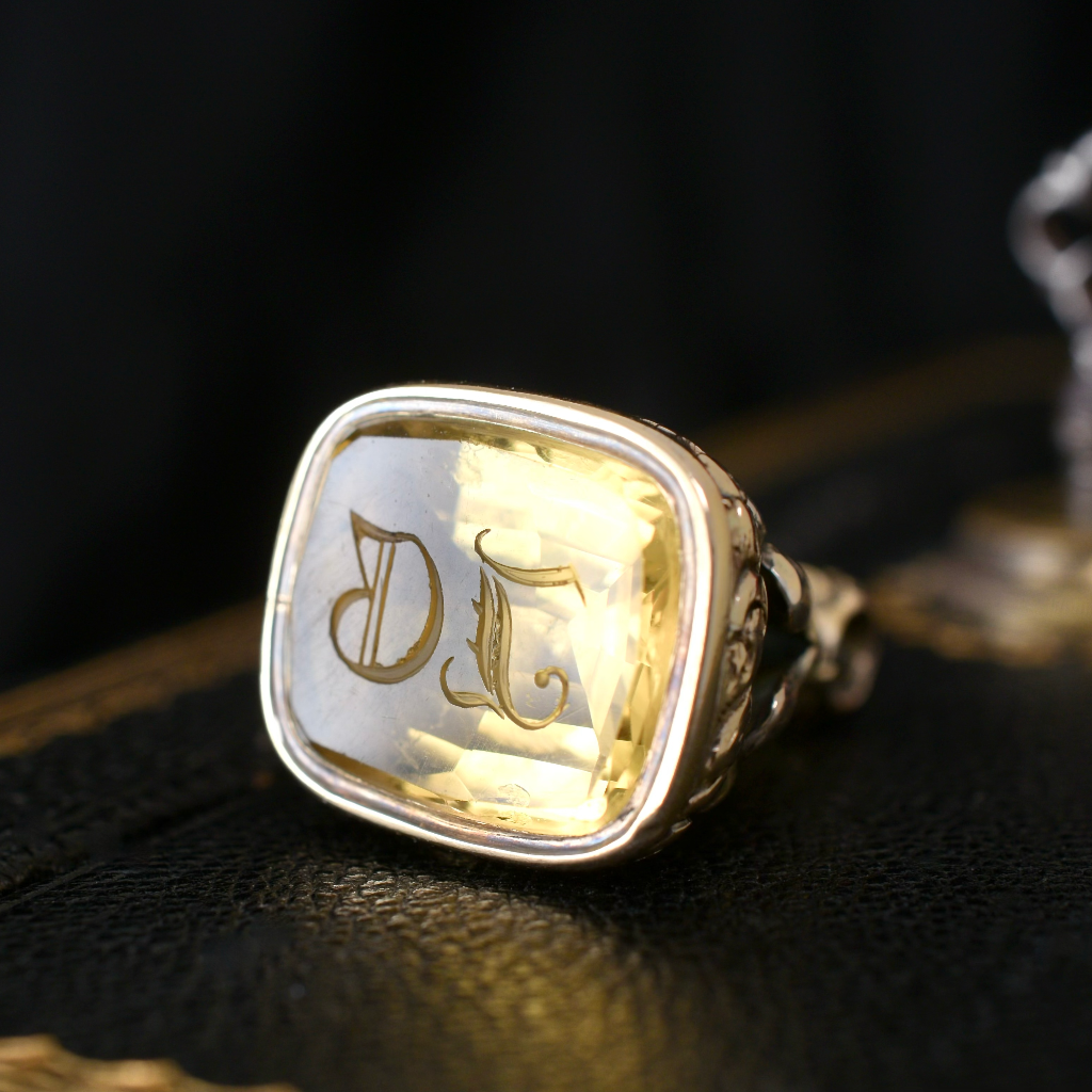 Antique Georgian / Early Victorian Gold Cased Citrine Intaglio Fob Seal