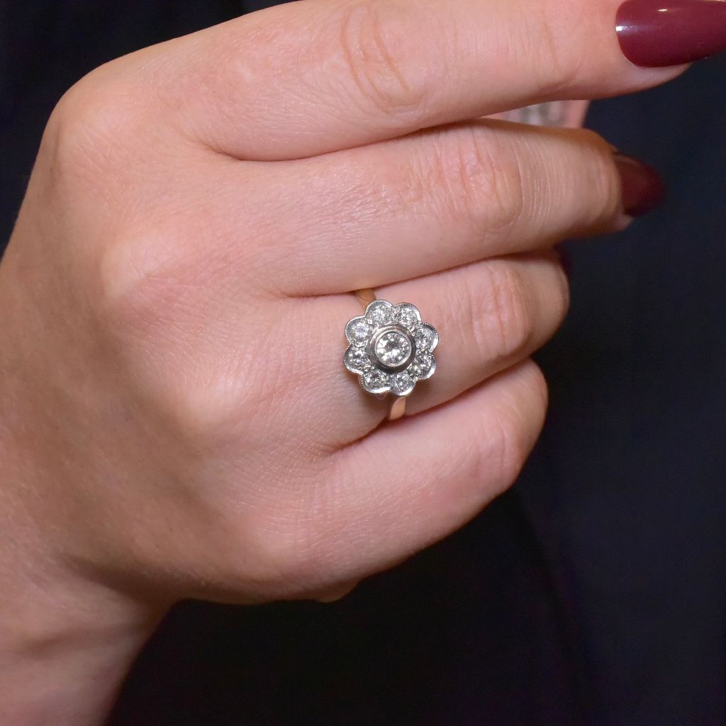 Modern 18ct Yellow Gold Diamond ‘Daisy’ Cluster Ring - 0.78ct