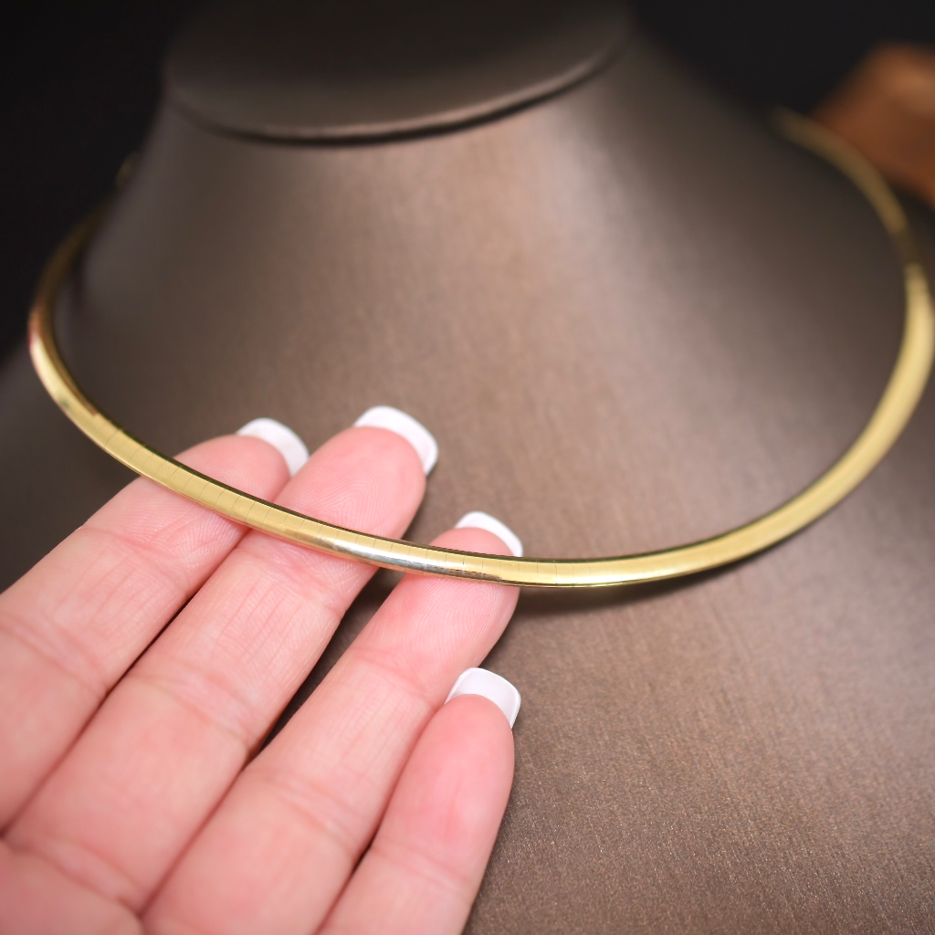 Modern 9ct Yellow Gold Omega Collar Necklace 15 grams