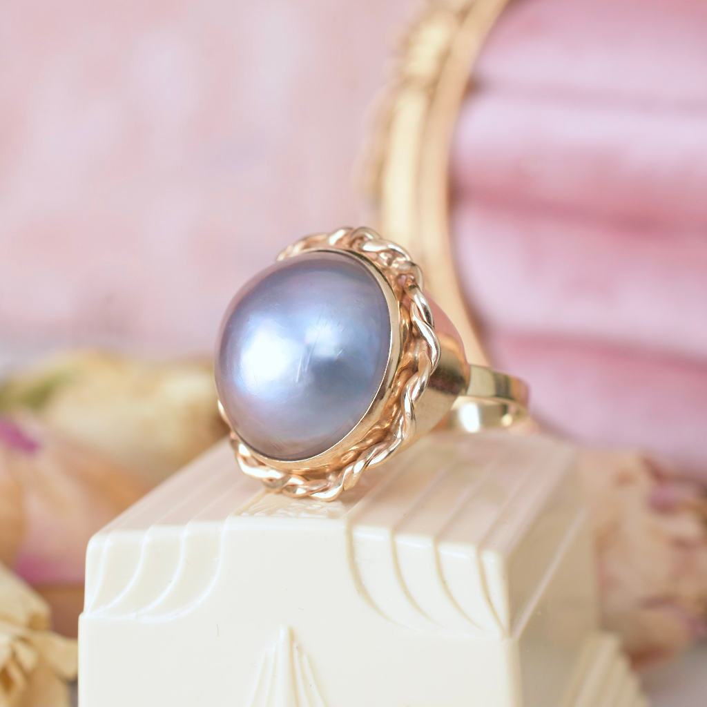 Contemporary 9ct Rose Gold Lilac Lavender Mabe Pearl Ring