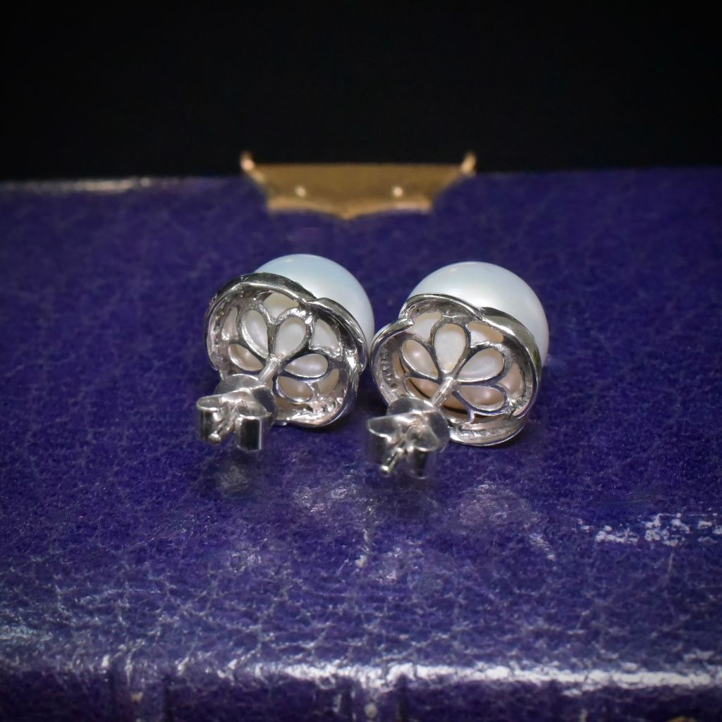 Contemporary 14ct White Gold Pearl And Diamond Earrings