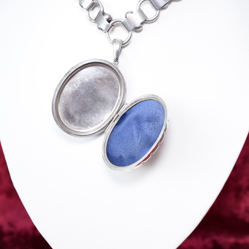 Victorian Sterling Silver Locket And Bookchain Collar Circa 1890