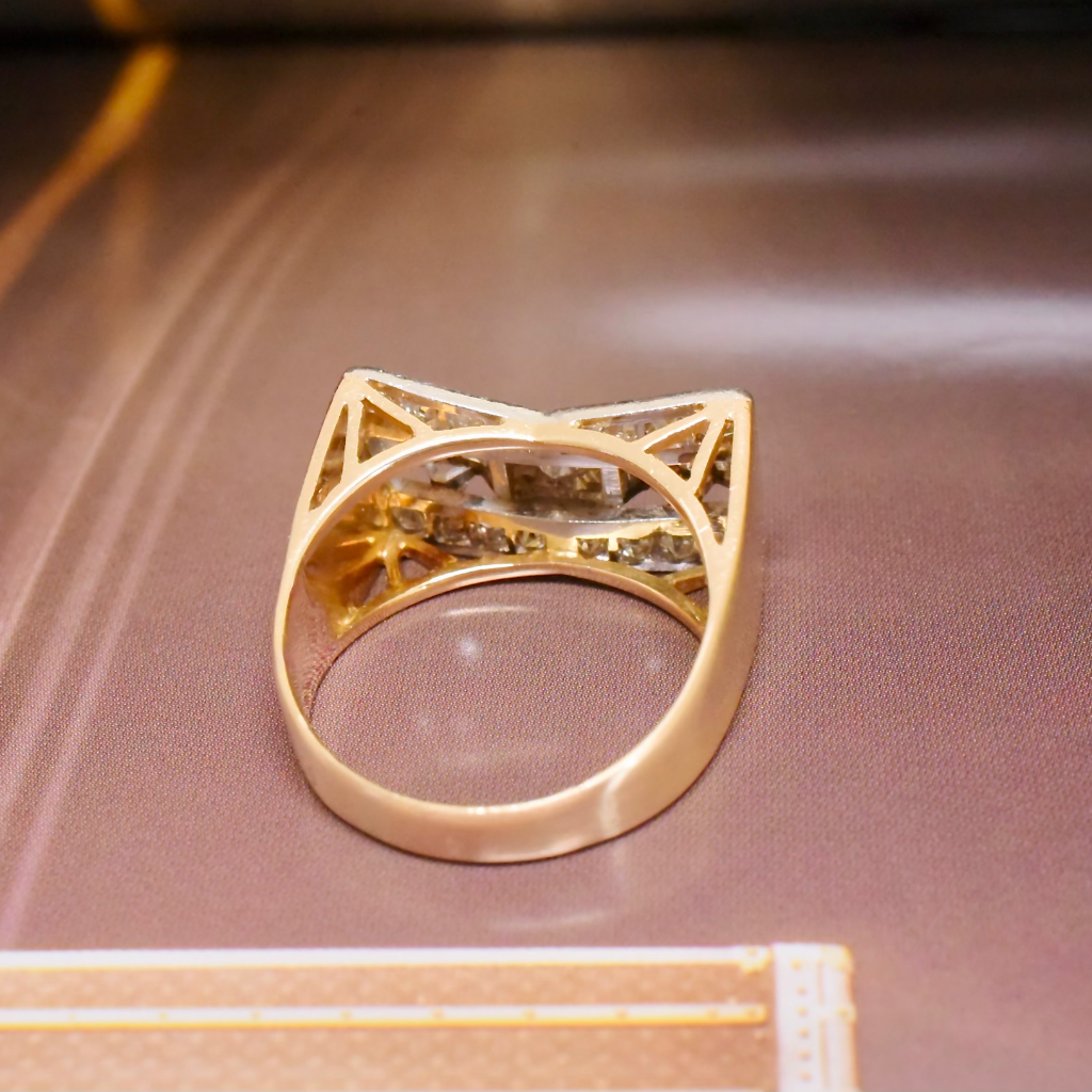 Vintage Retro 18ct Yellow Gold And Diamond ‘Bow Tie’ Ring Circa 1945-1955