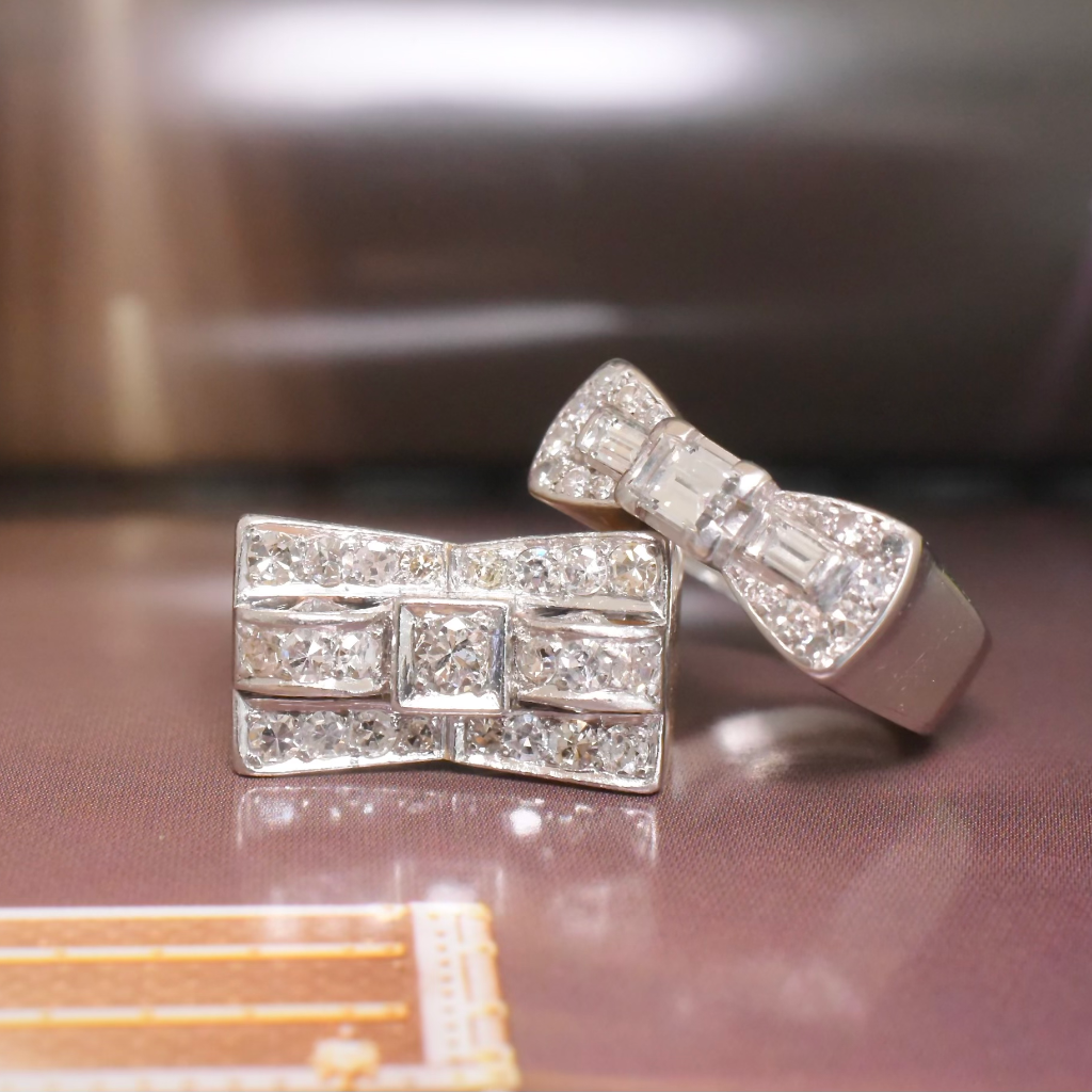 Vintage Retro 18ct Yellow Gold And Diamond ‘Bow Tie’ Ring Circa 1945-1955