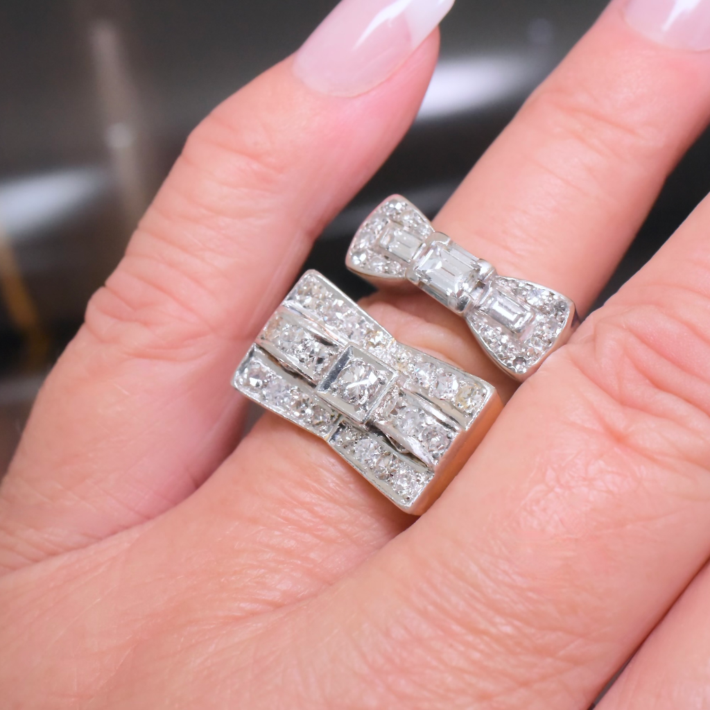 Vintage Retro 18ct Yellow Gold And Diamond ‘Bow Tie’ Ring Circa 1945-1955