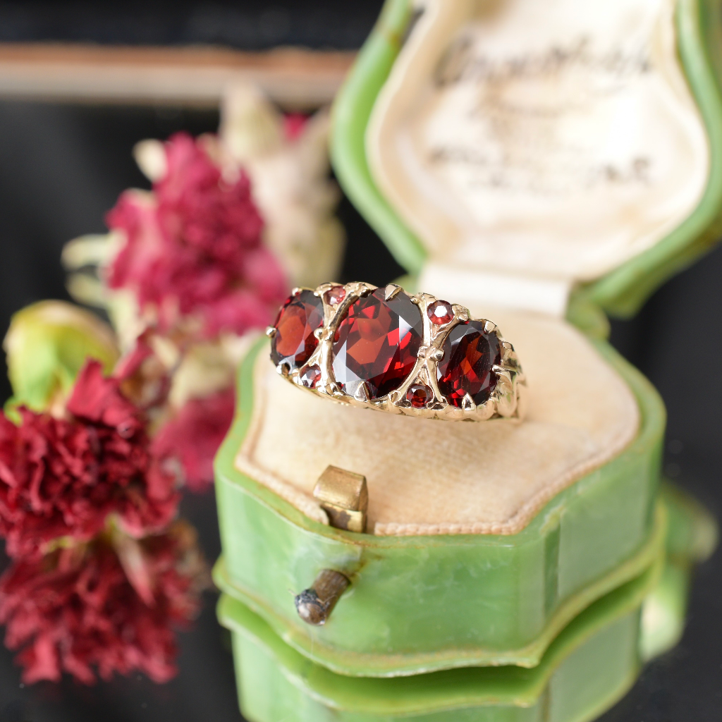Vintage 9ct Rose Gold Garnet Bridge Stye Ring - London 1976