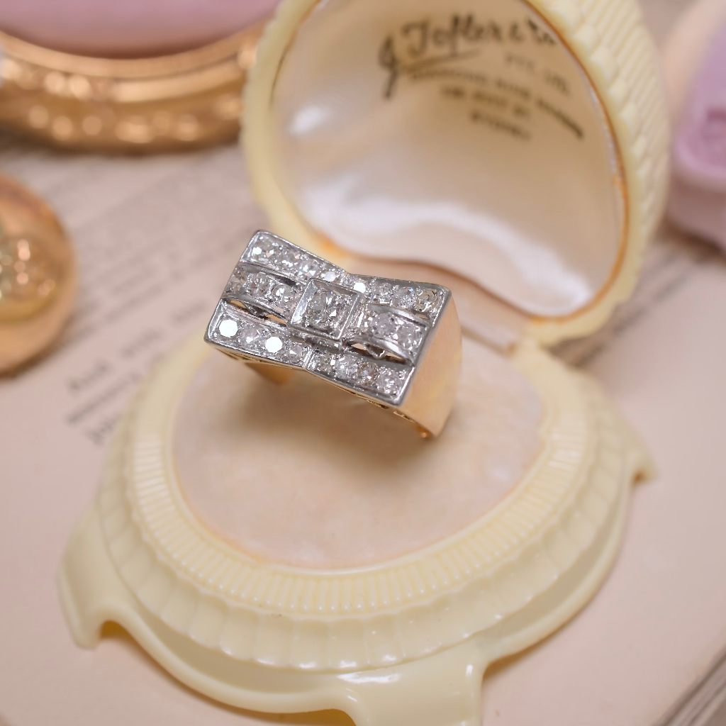 Vintage Retro 18ct Yellow Gold And Diamond ‘Bow Tie’ Ring Circa 1945-1955