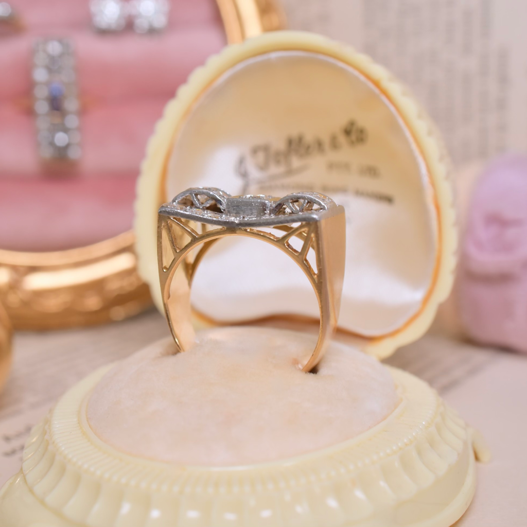 Vintage Retro 18ct Yellow Gold And Diamond ‘Bow Tie’ Ring Circa 1945-1955