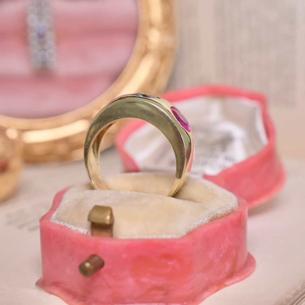 Modern 18ct Yellow Gold Natural Pink Sapphire, Natural Blue Zircon & Natural Yellow Sapphire Ring Independent Gemmological Retail Replacement Valuation Included For $5,350 AUD