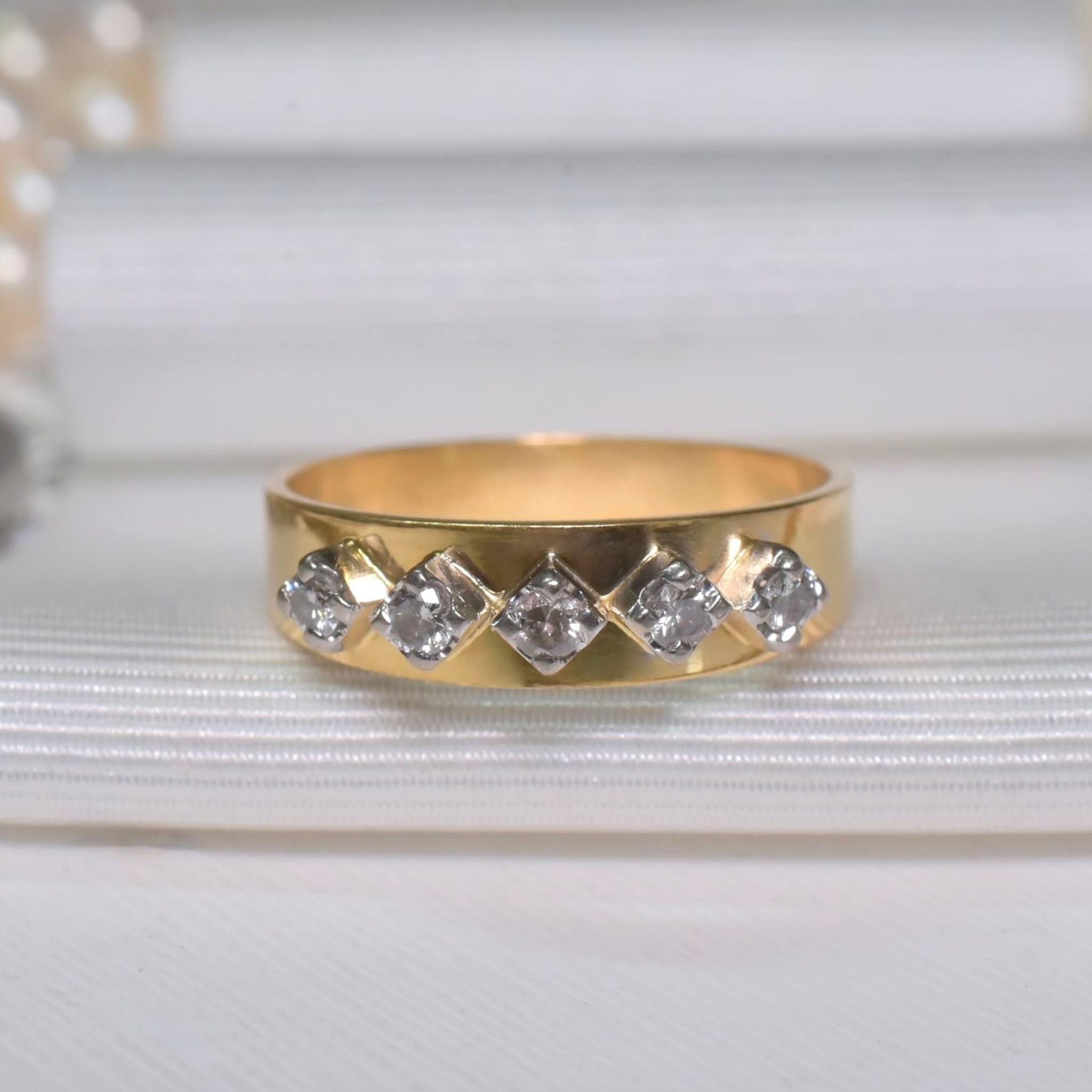 Vintage 18ct Yellow Gold Five Diamond Ring Circa 1950’s