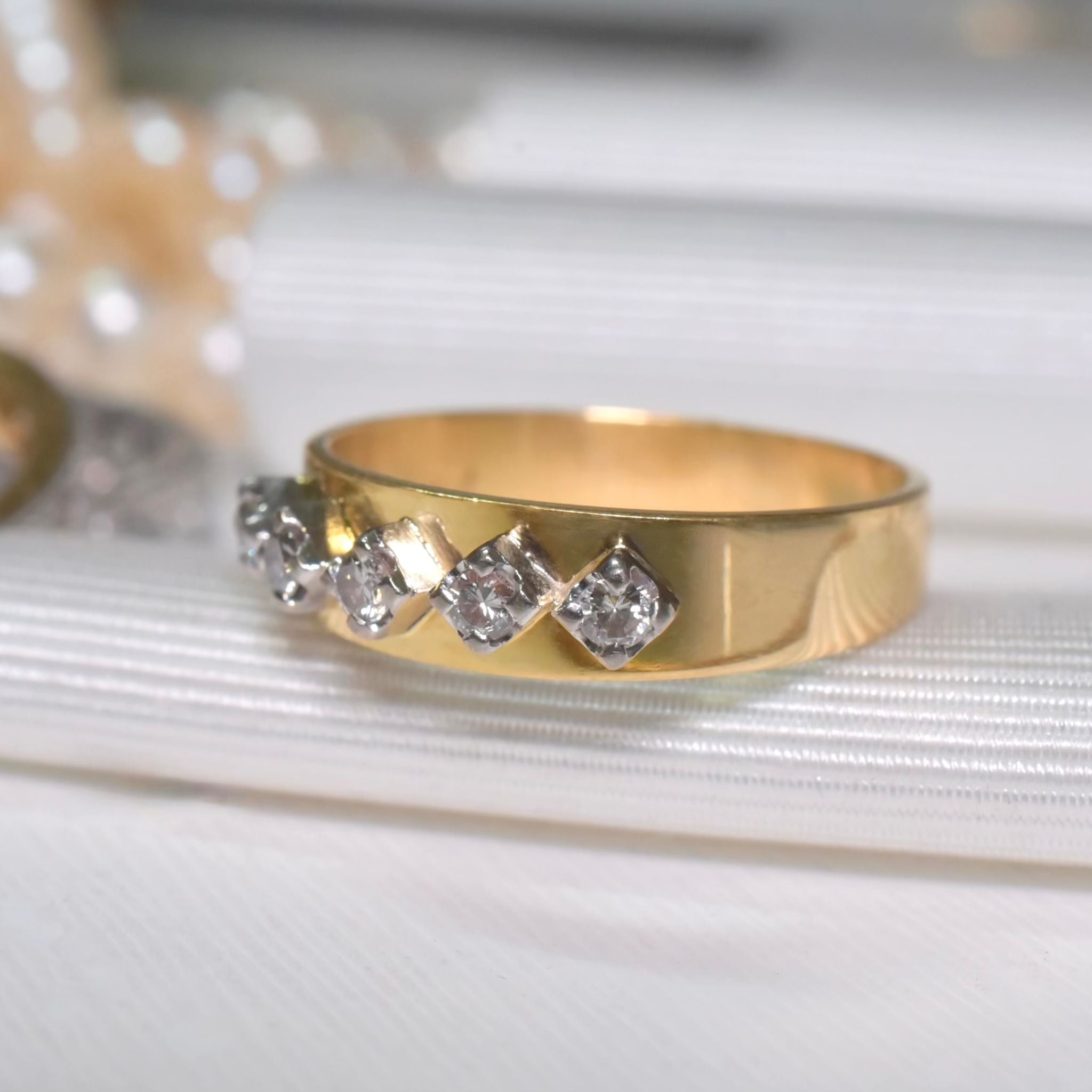 Vintage 18ct Yellow Gold Five Diamond Ring Circa 1950’s